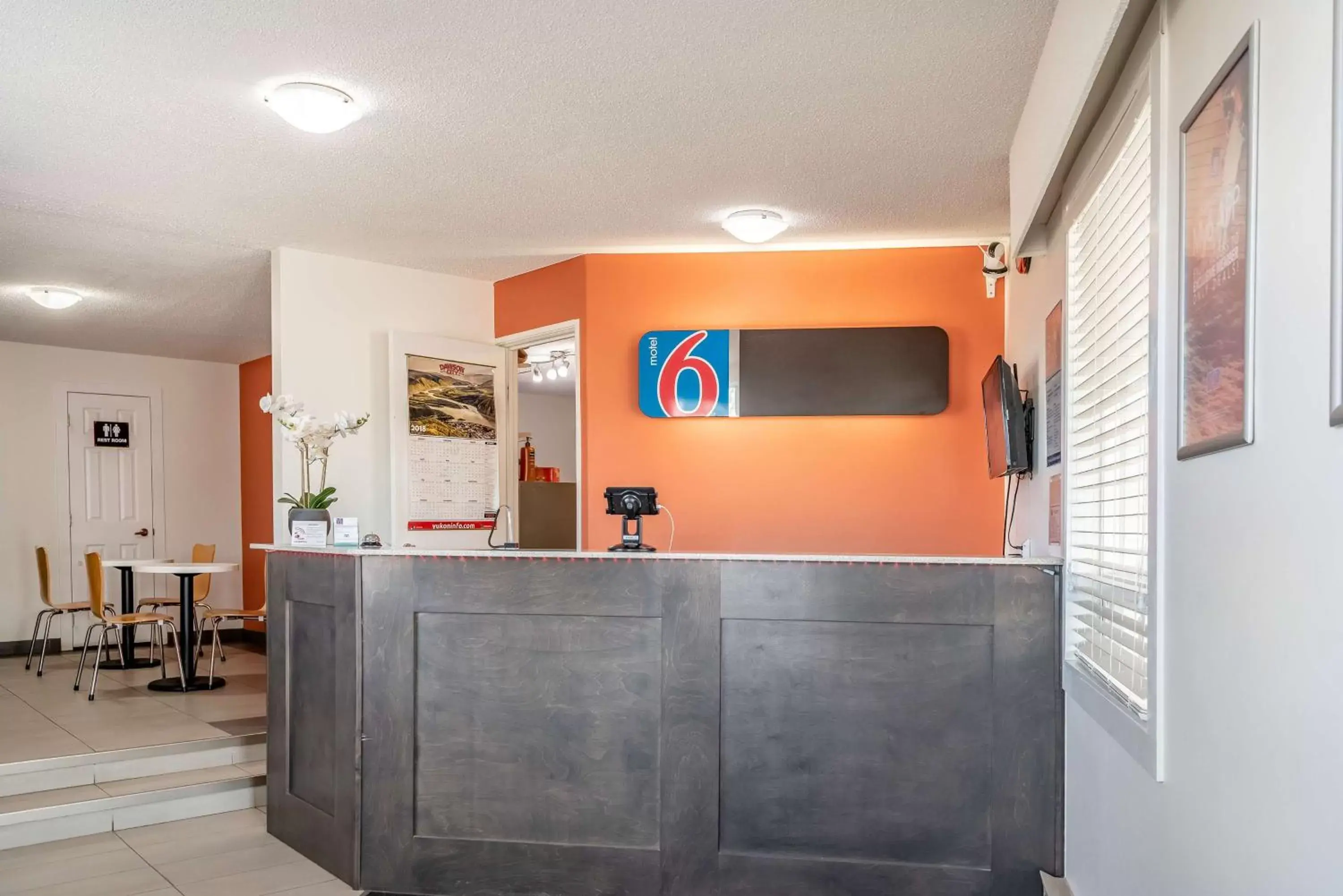 Lobby or reception, Lobby/Reception in Motel 6-Fort Nelson, BC