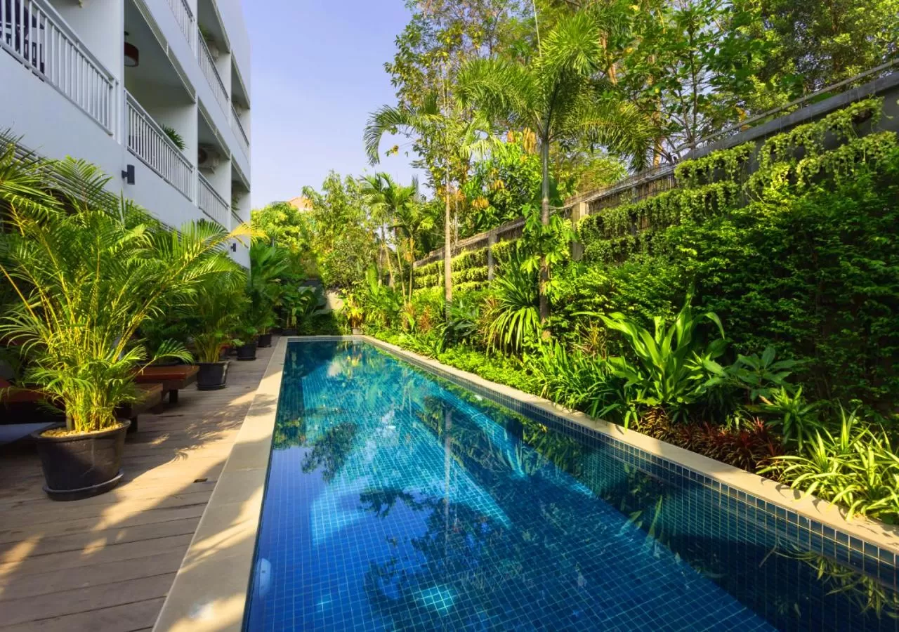 Swimming Pool in Ladear Privilege Rooms