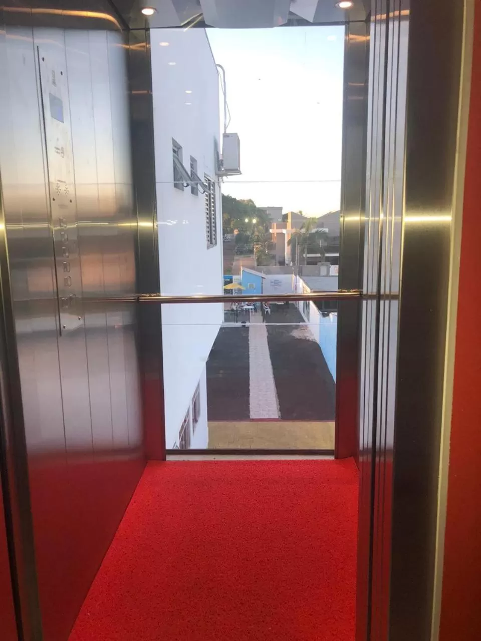 elevator in Visk Palace Hotel e Restaurante