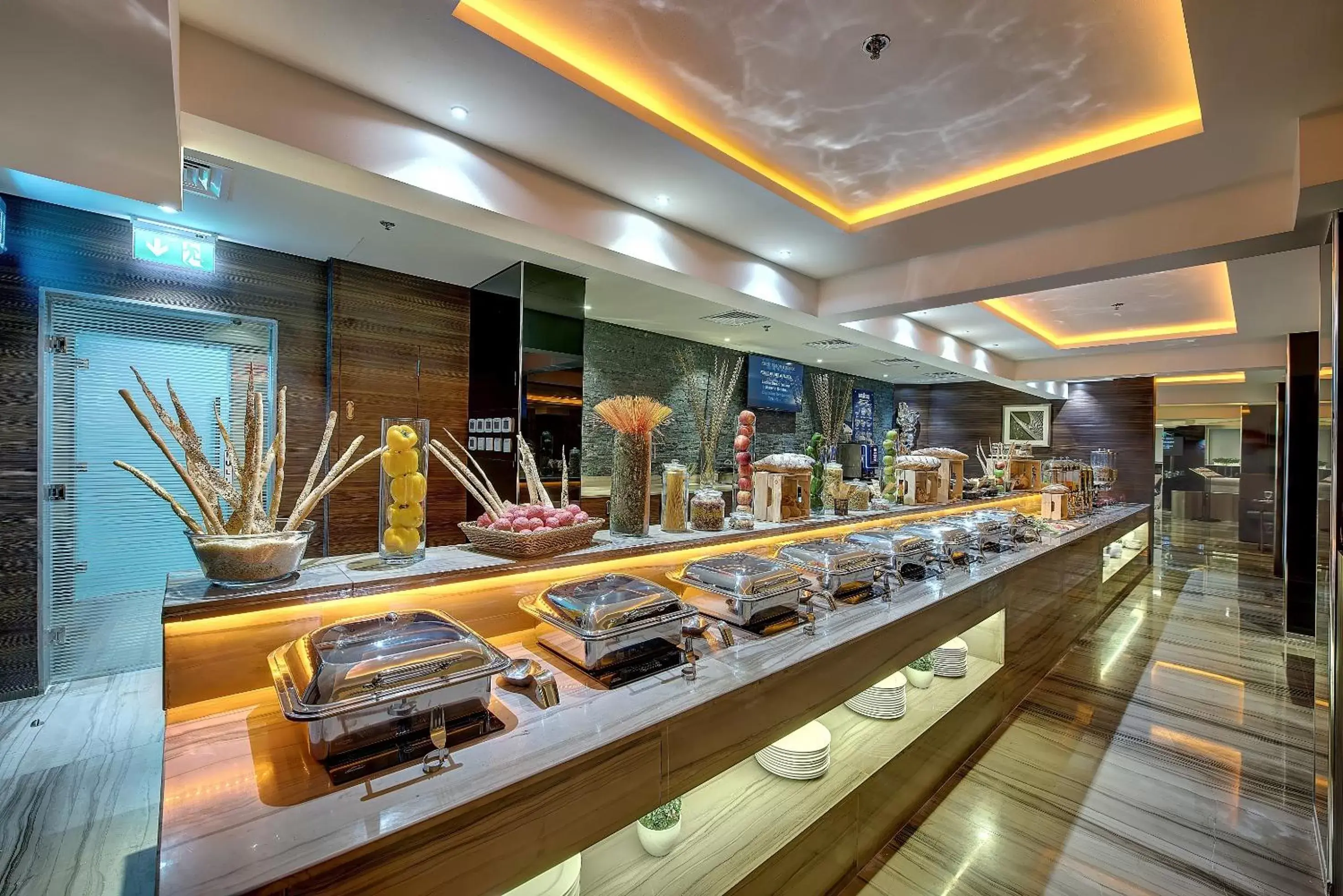 Breakfast in Omega Hotel Dubai