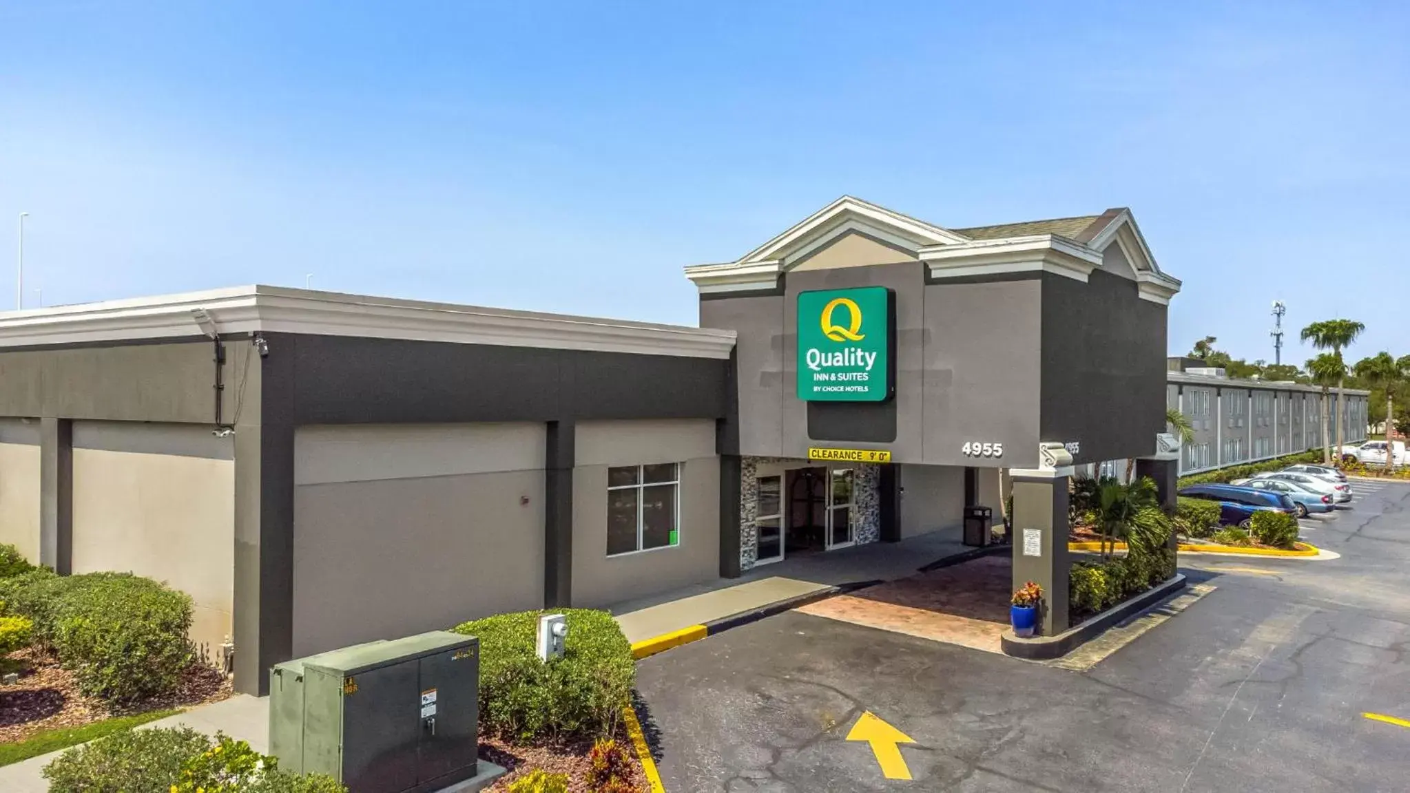Property Building in Quality Inn & Suites Near Fairgrounds & Ybor City
