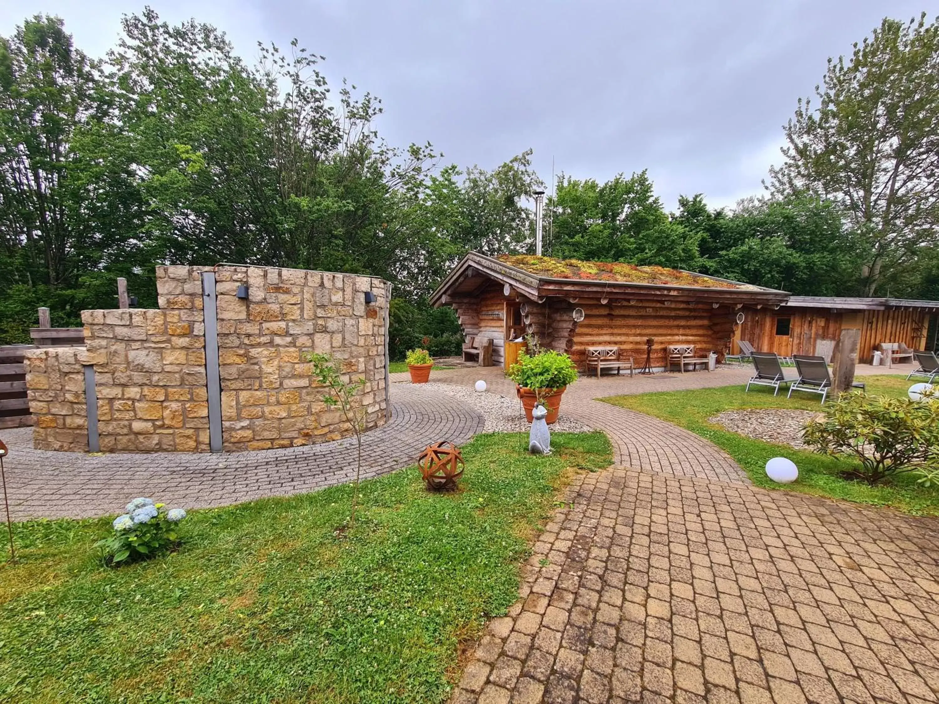 Garden, Property Building in Parkhotel Weiskirchen