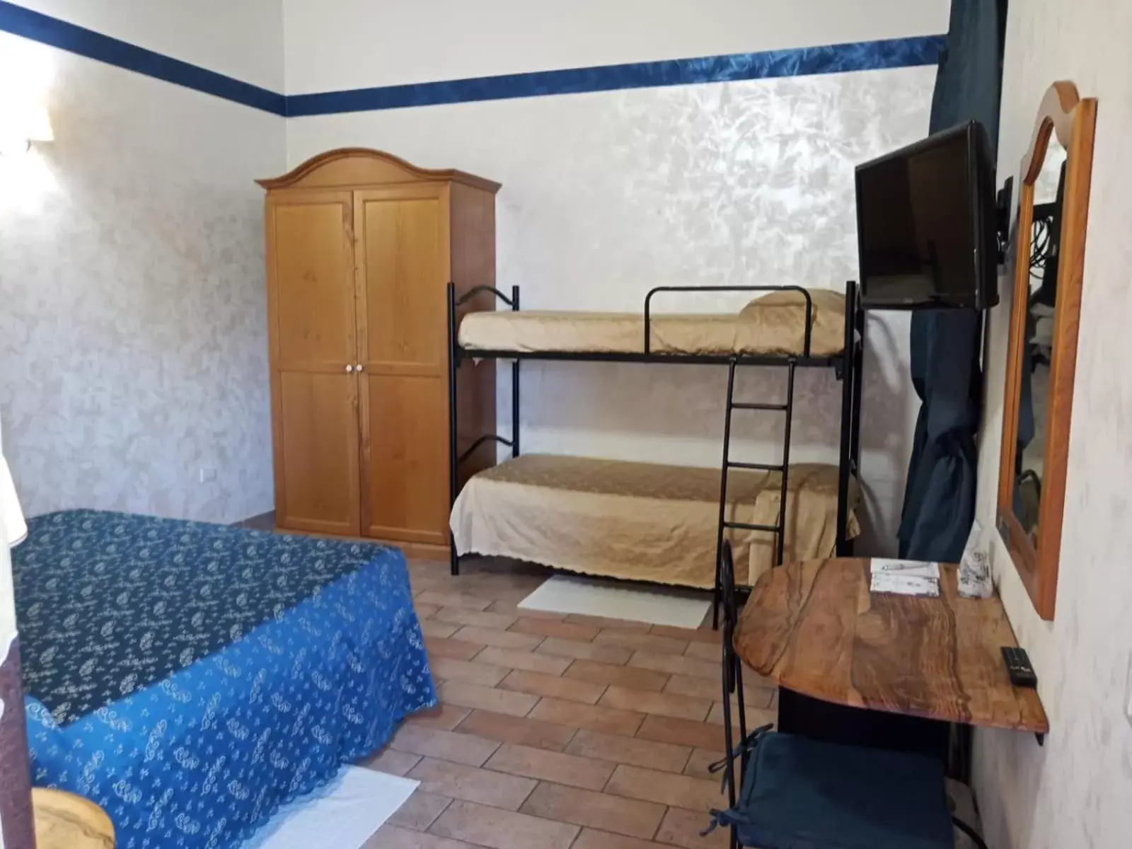 Quadruple Room in Il Borgo Dell'Ulivo Quadruple Room in Il Borgo Dell'Ulivo