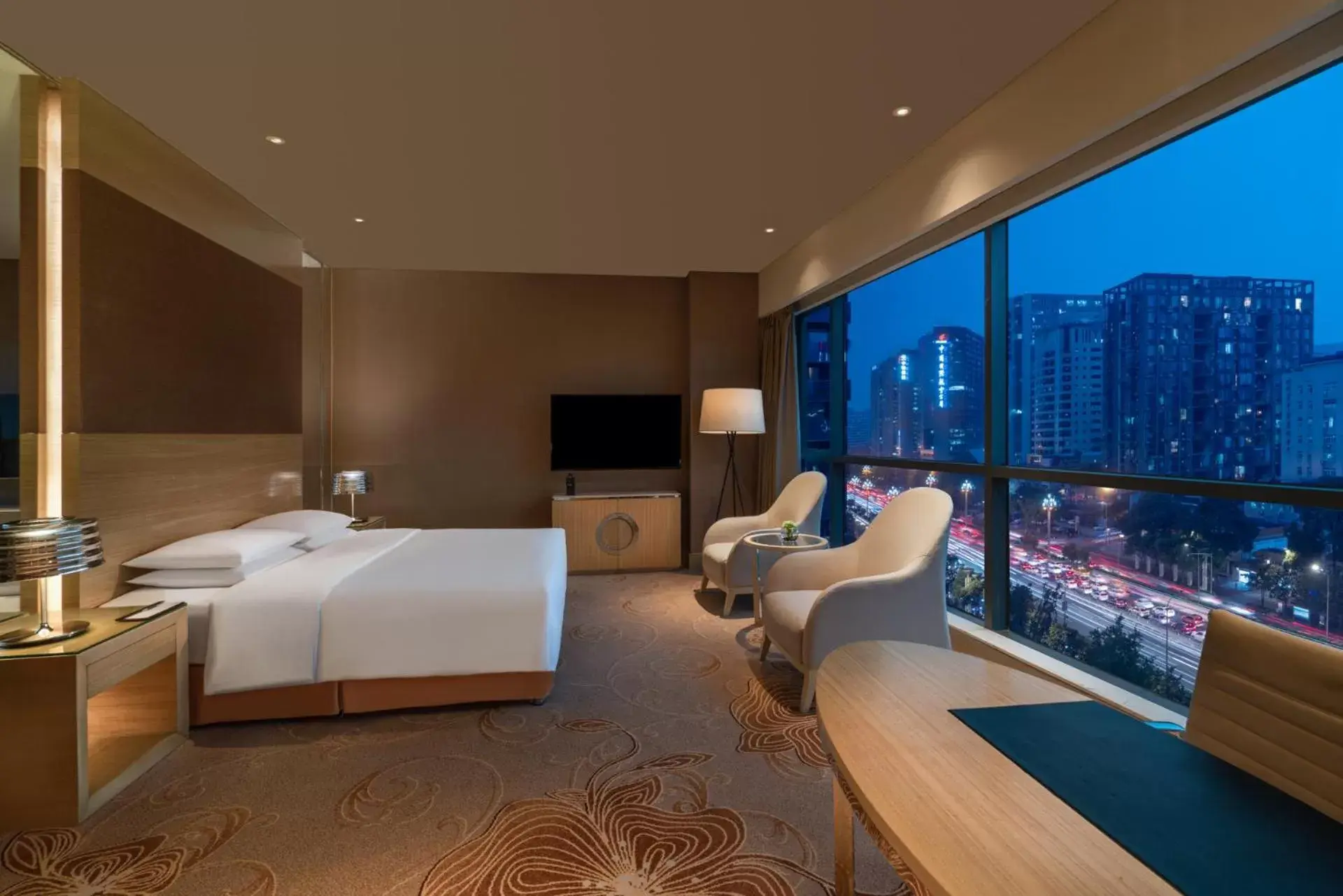 Photo of the whole room in Renaissance Chengdu Hotel