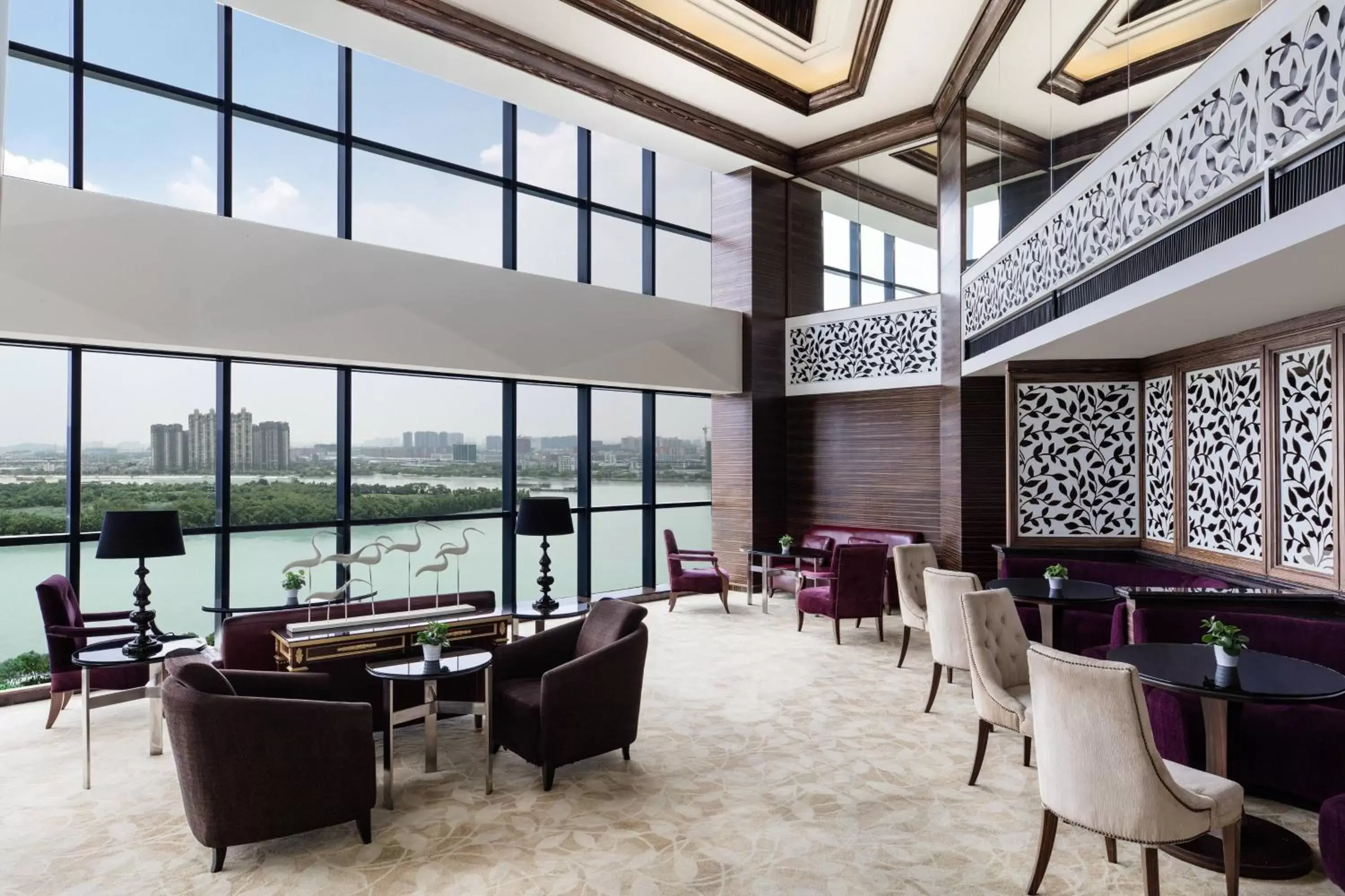Lounge or bar, Restaurant/Places to Eat in Sheraton Shunde Hotel