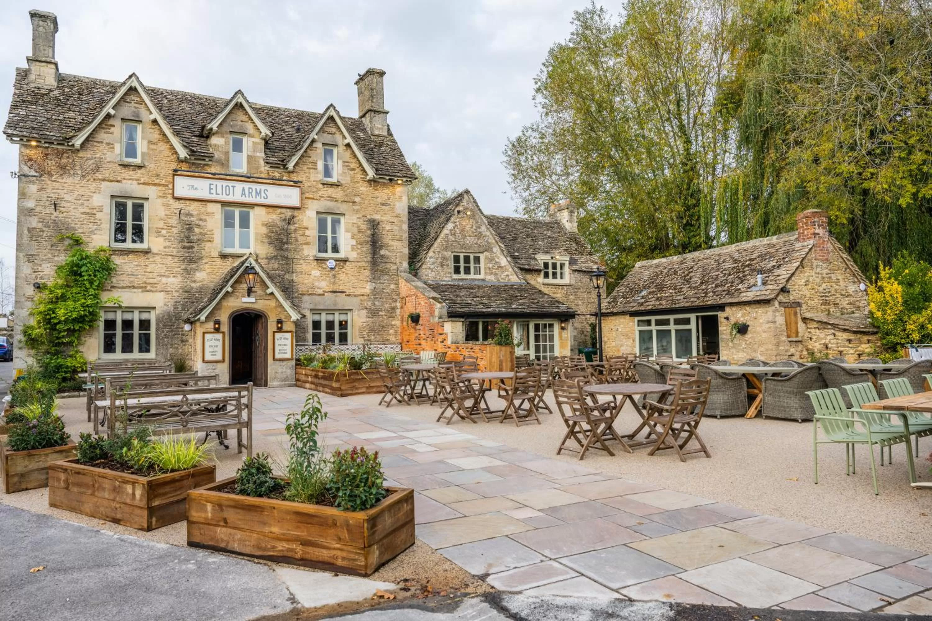 Property Building in Eliot Arms