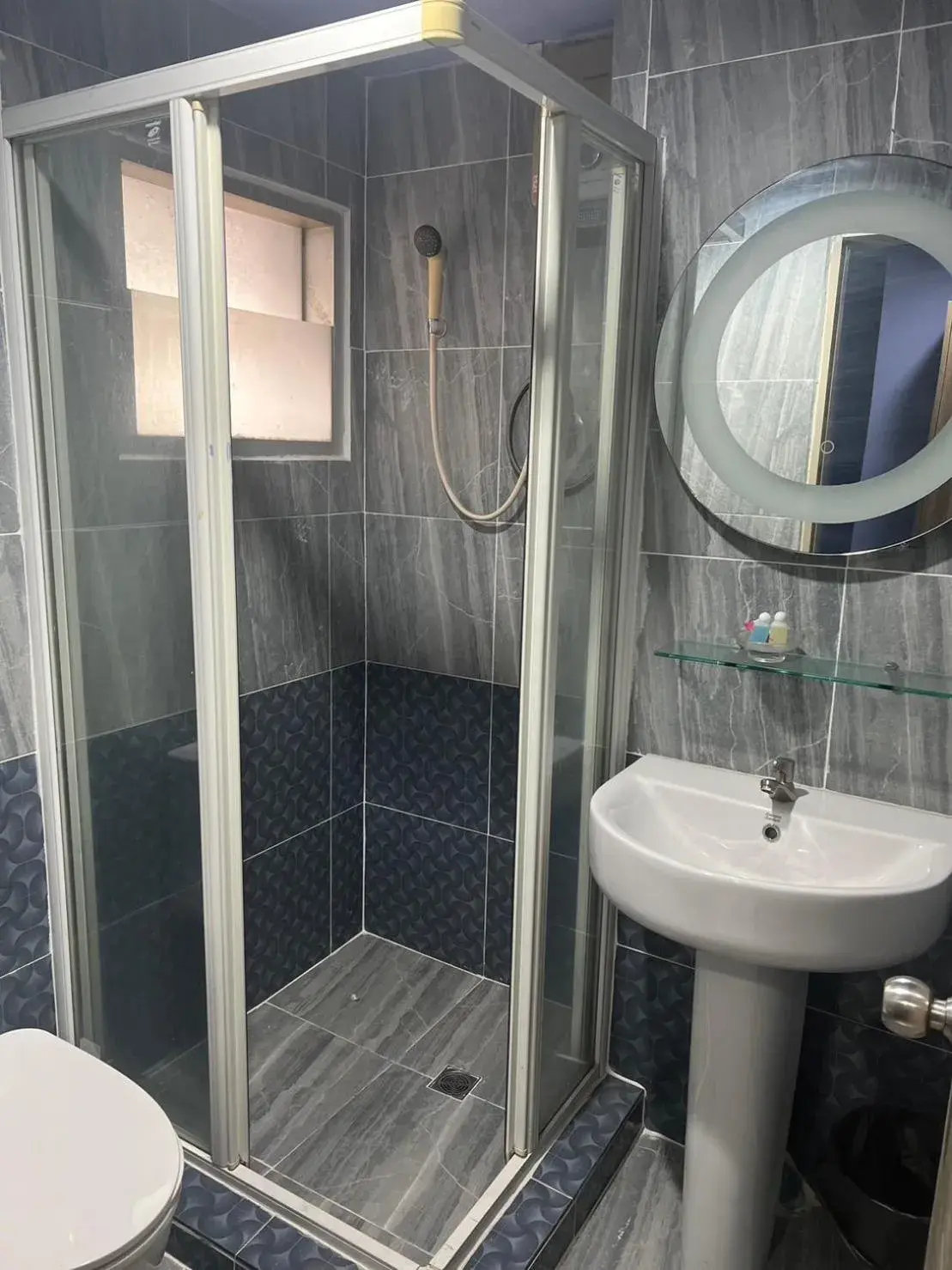 Shower, Bathroom in Grand Lucky Hotel