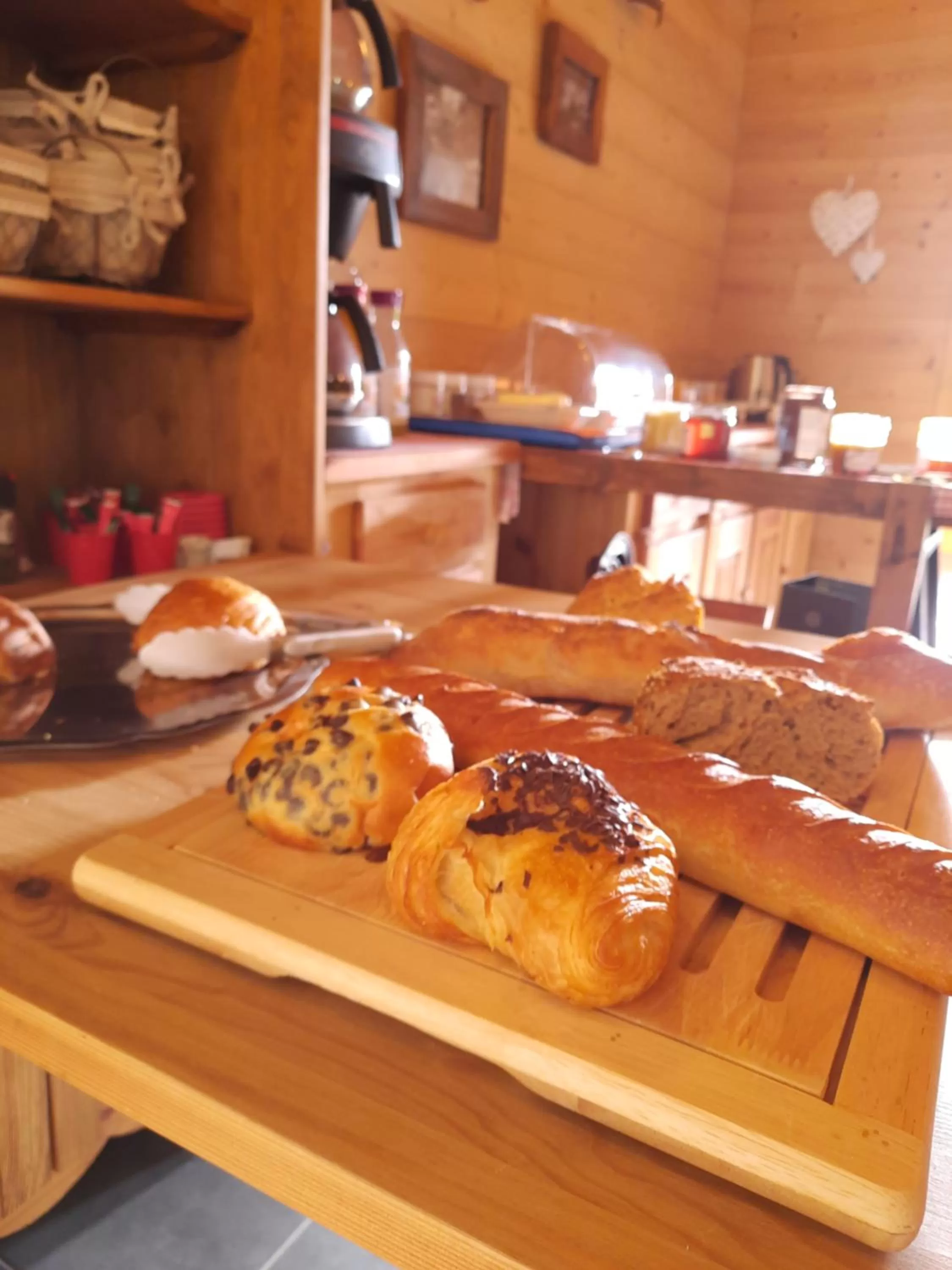 Breakfast in Au Cœur des Lacs - Chambres d'hôtes