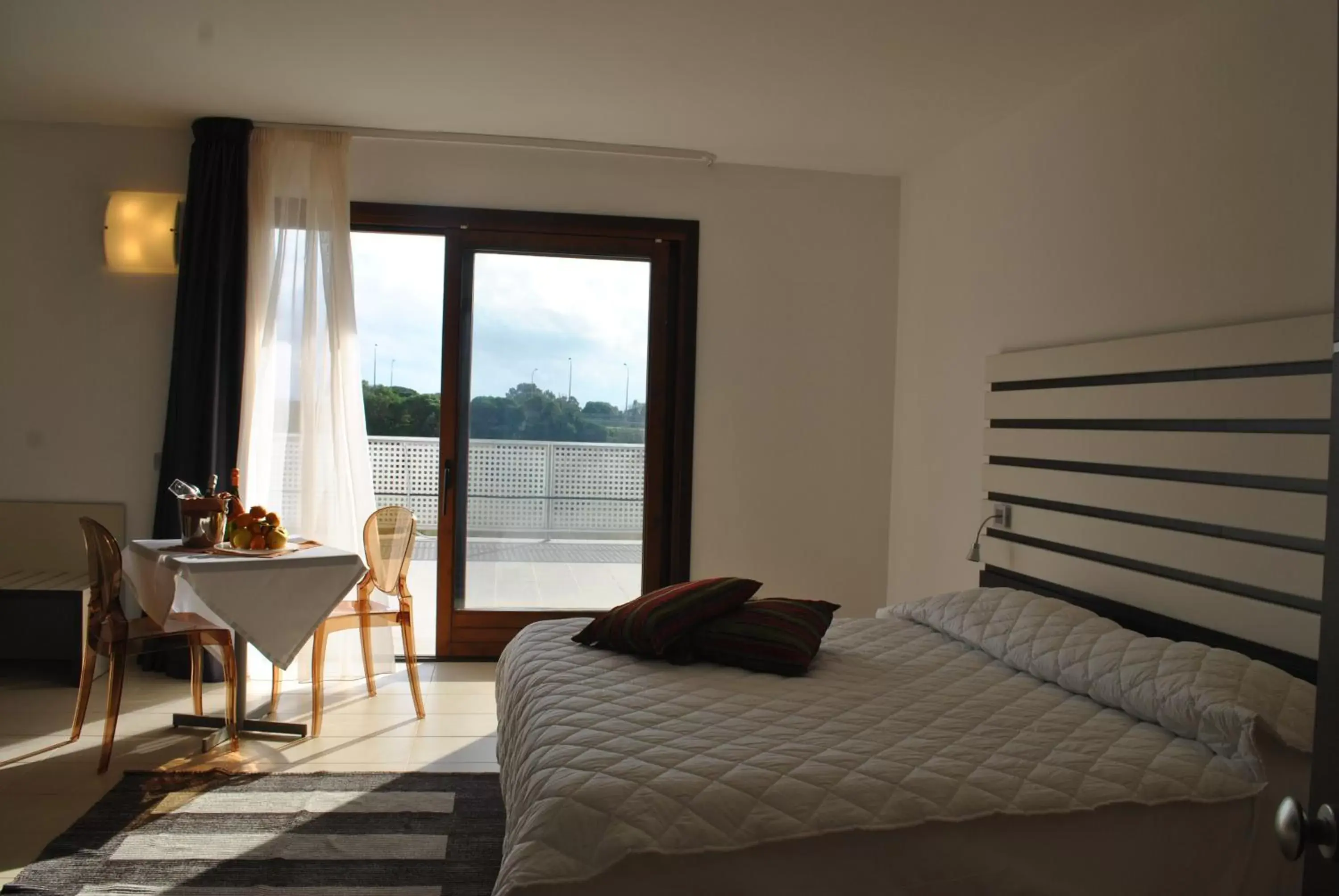 Day, Bed in Althea Palace Hotel Day, Bed in Althea Palace Hotel