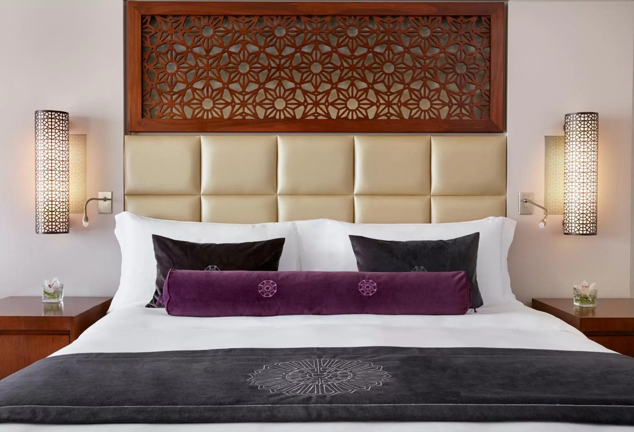 Bed in InterContinental Doha Beach & Spa, an IHG Hotel