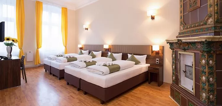 Day, Bed in Hotel Abendstern