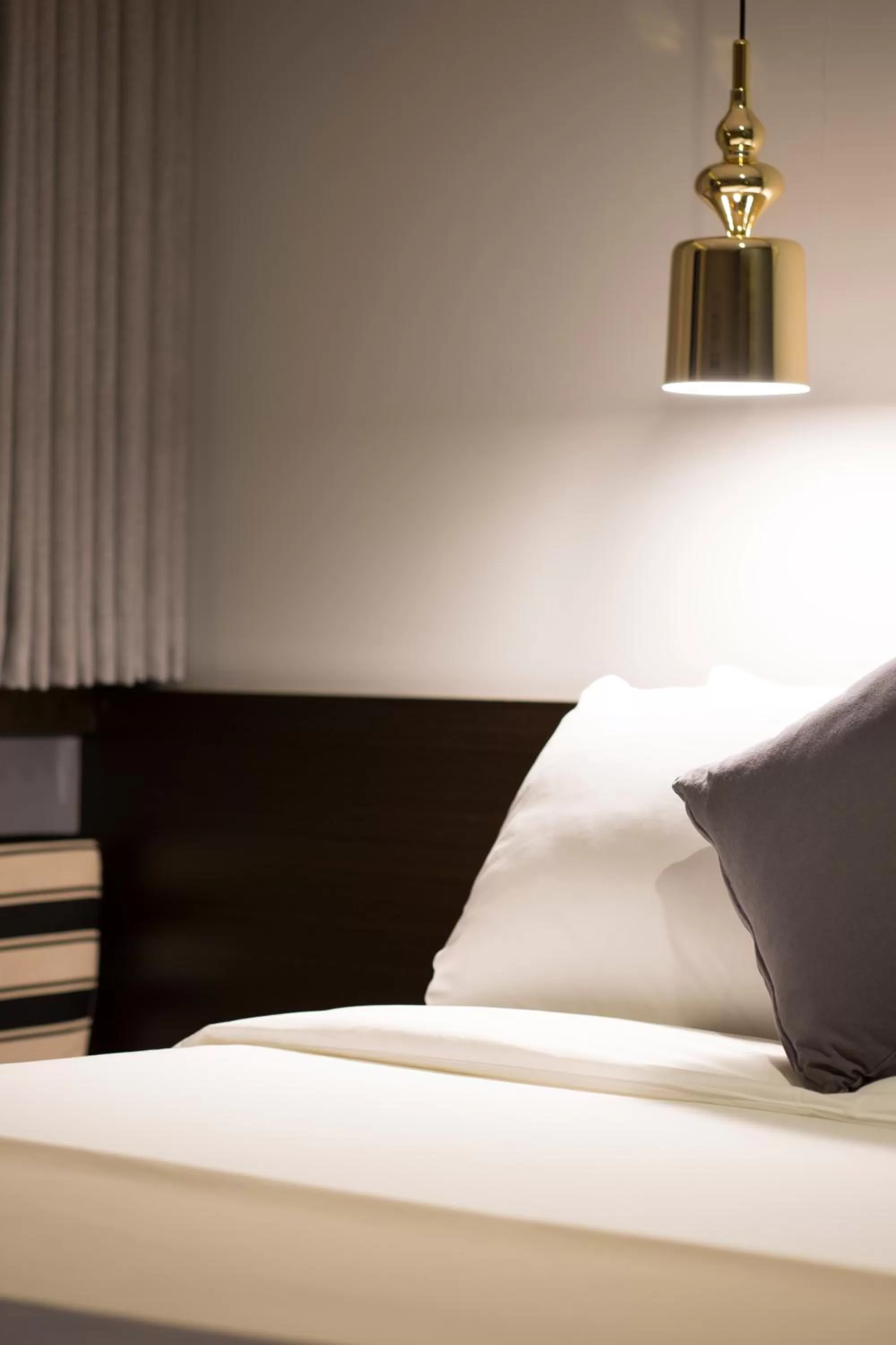 Bed in Bay Hound Hotel