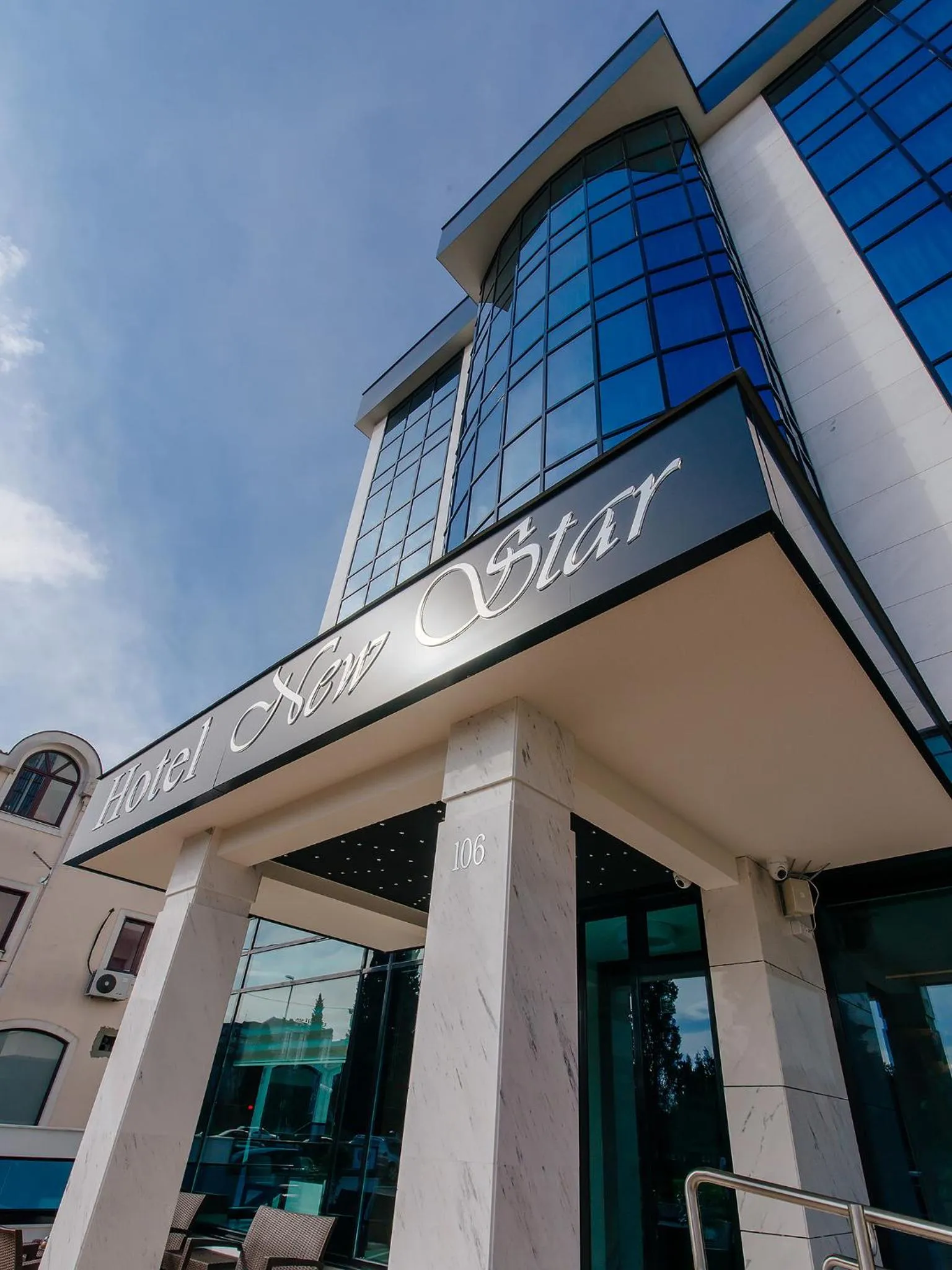 Facade/entrance in Hotel New Star