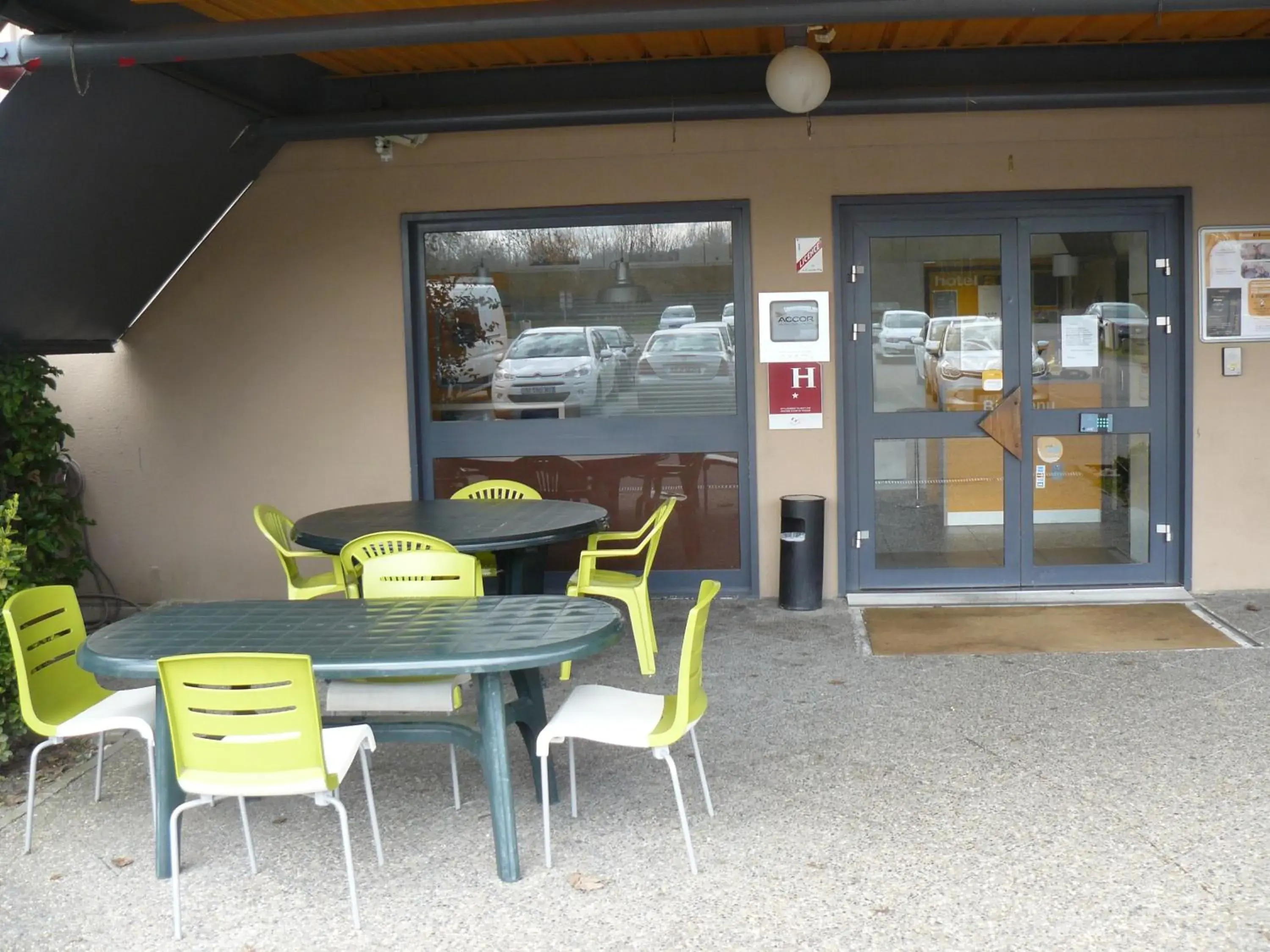 Balcony/Terrace in Premiere Classe Thionville - Yutz