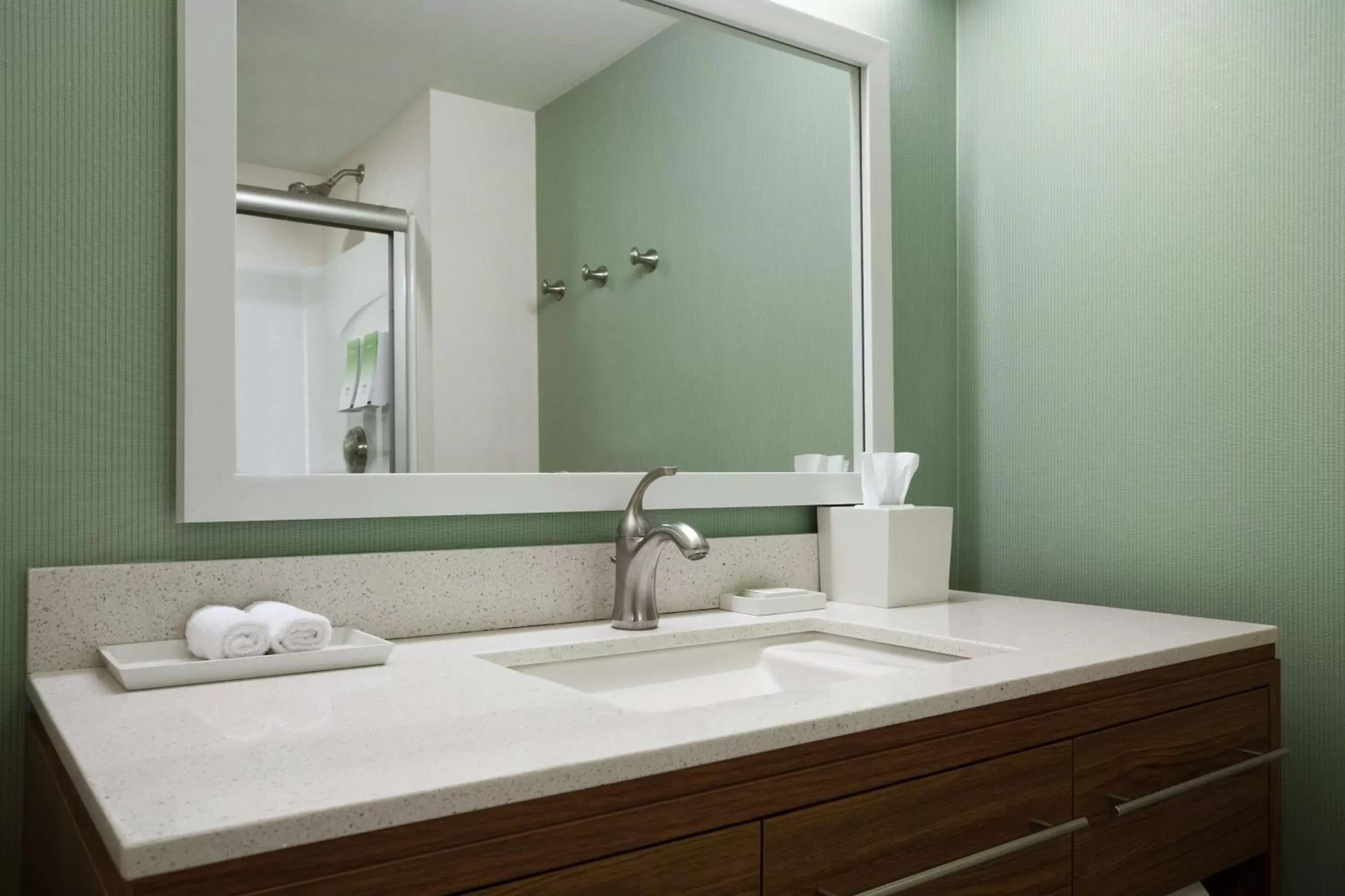 Bathroom in Home2 Suites by Hilton Philadelphia Convention Center