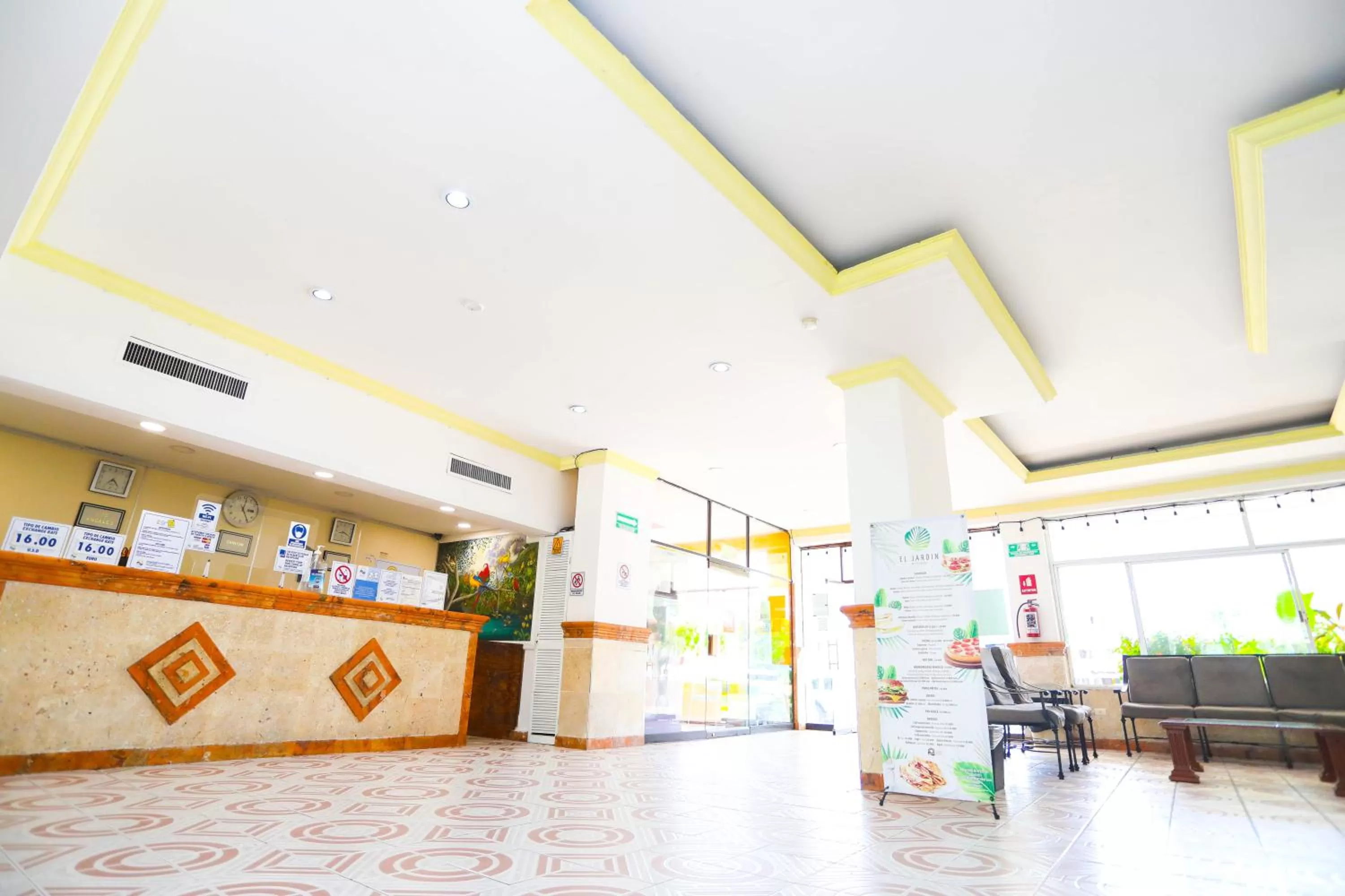 Lobby or reception in Hotel Caribe Internacional Cancun