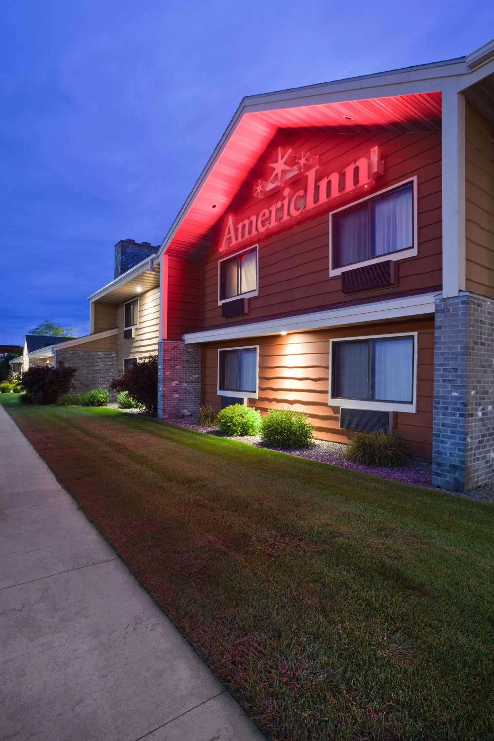 Facade/entrance in AmericInn by Wyndham Plover Stevens Point