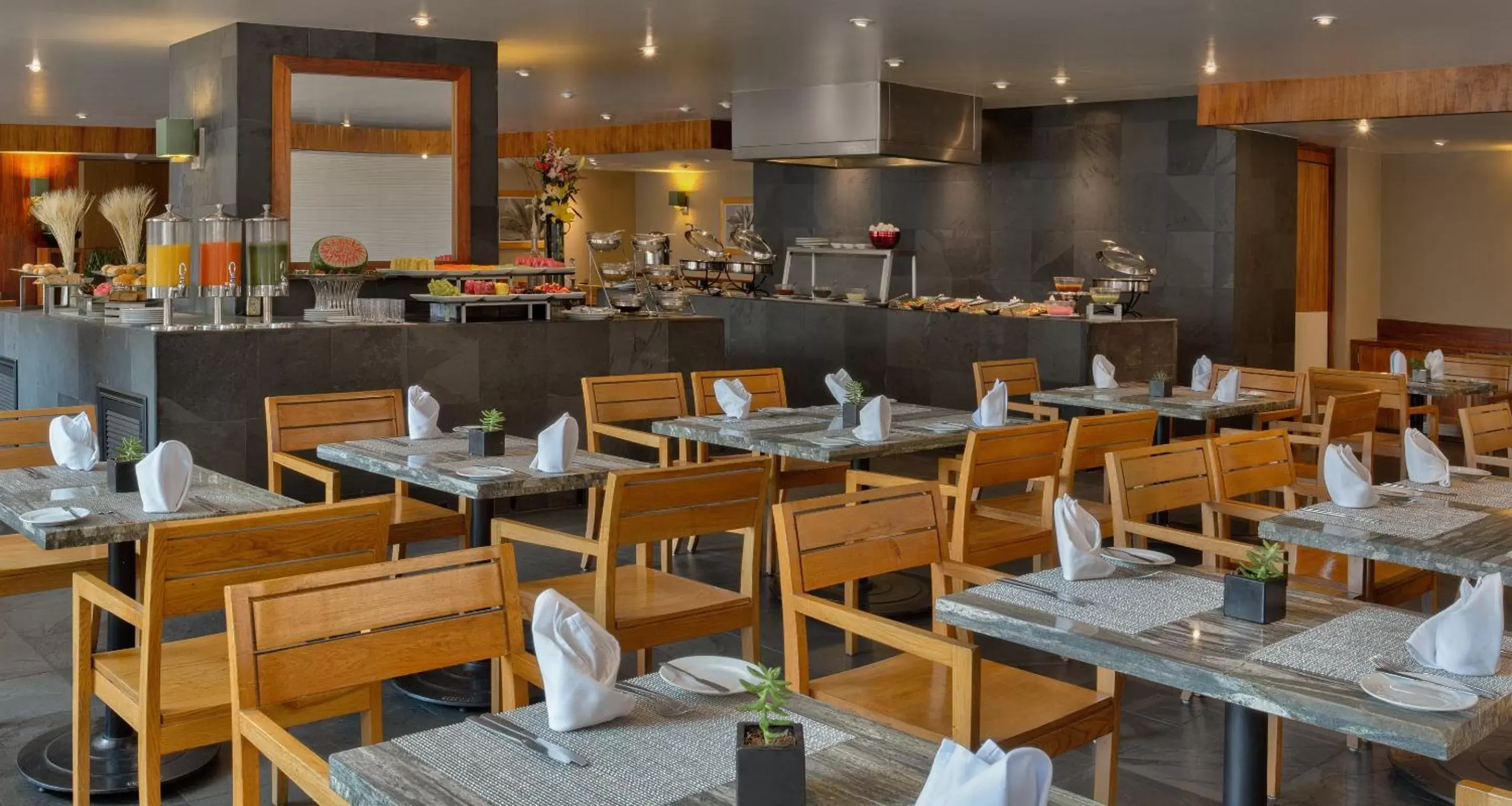 Restaurant/Places to Eat in Galeria Plaza Reforma