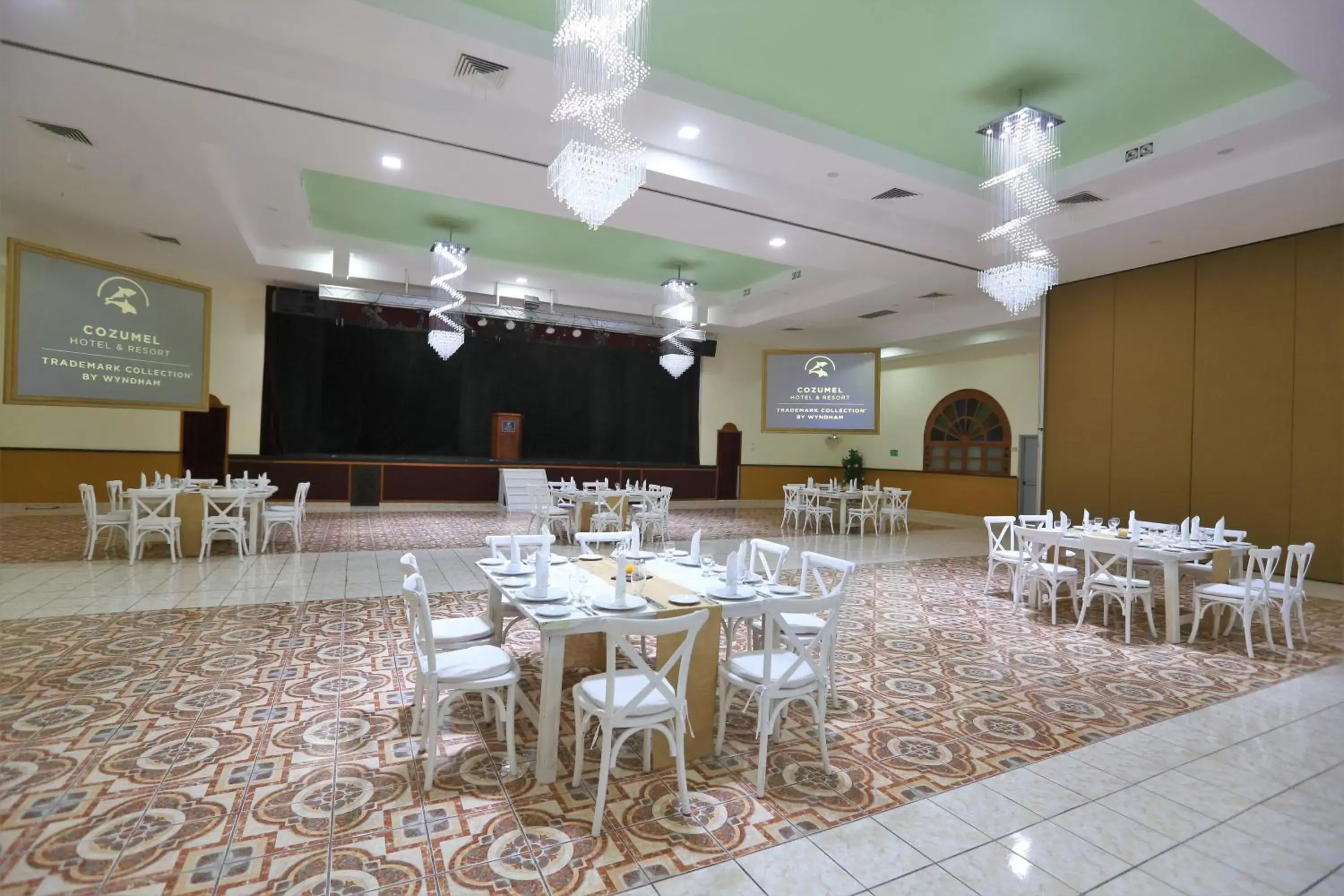 Banquet/Function facilities in Cozumel Hotel & Resort Trademark Collection by Wyndham