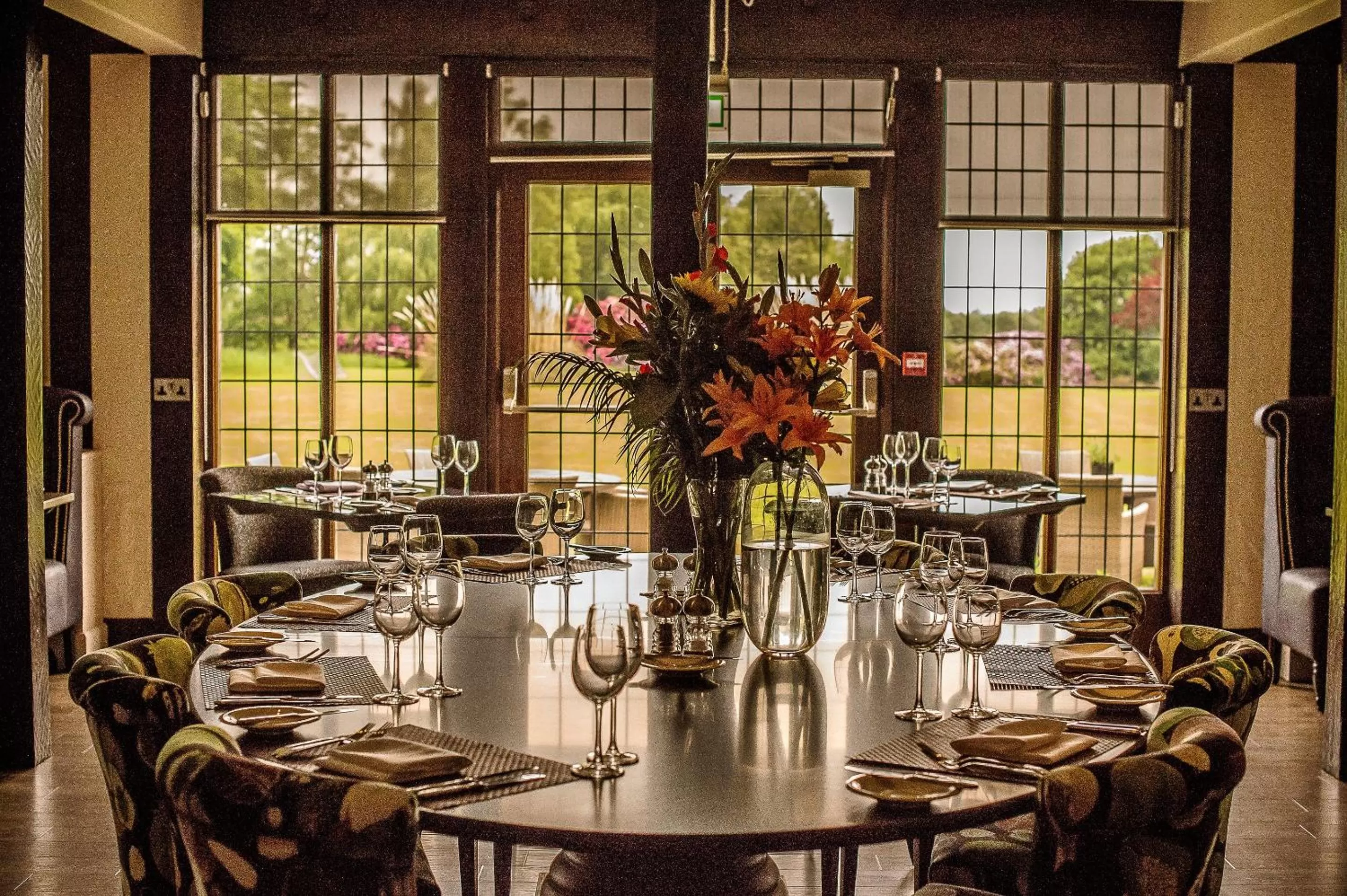 Restaurant/places to eat in Hogarths Stone Manor