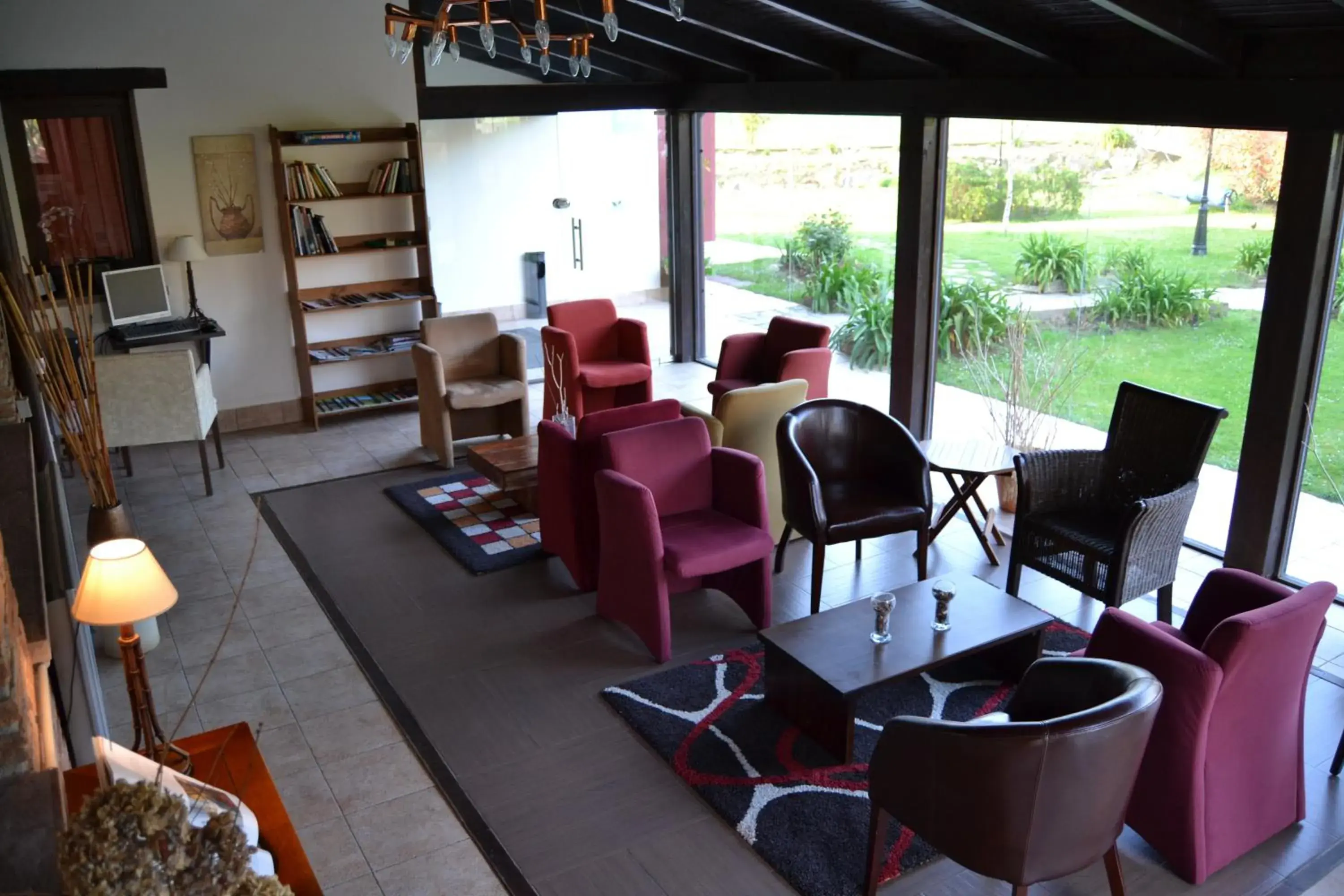 Communal lounge/ TV room in Hotel Rural Casa de Campo