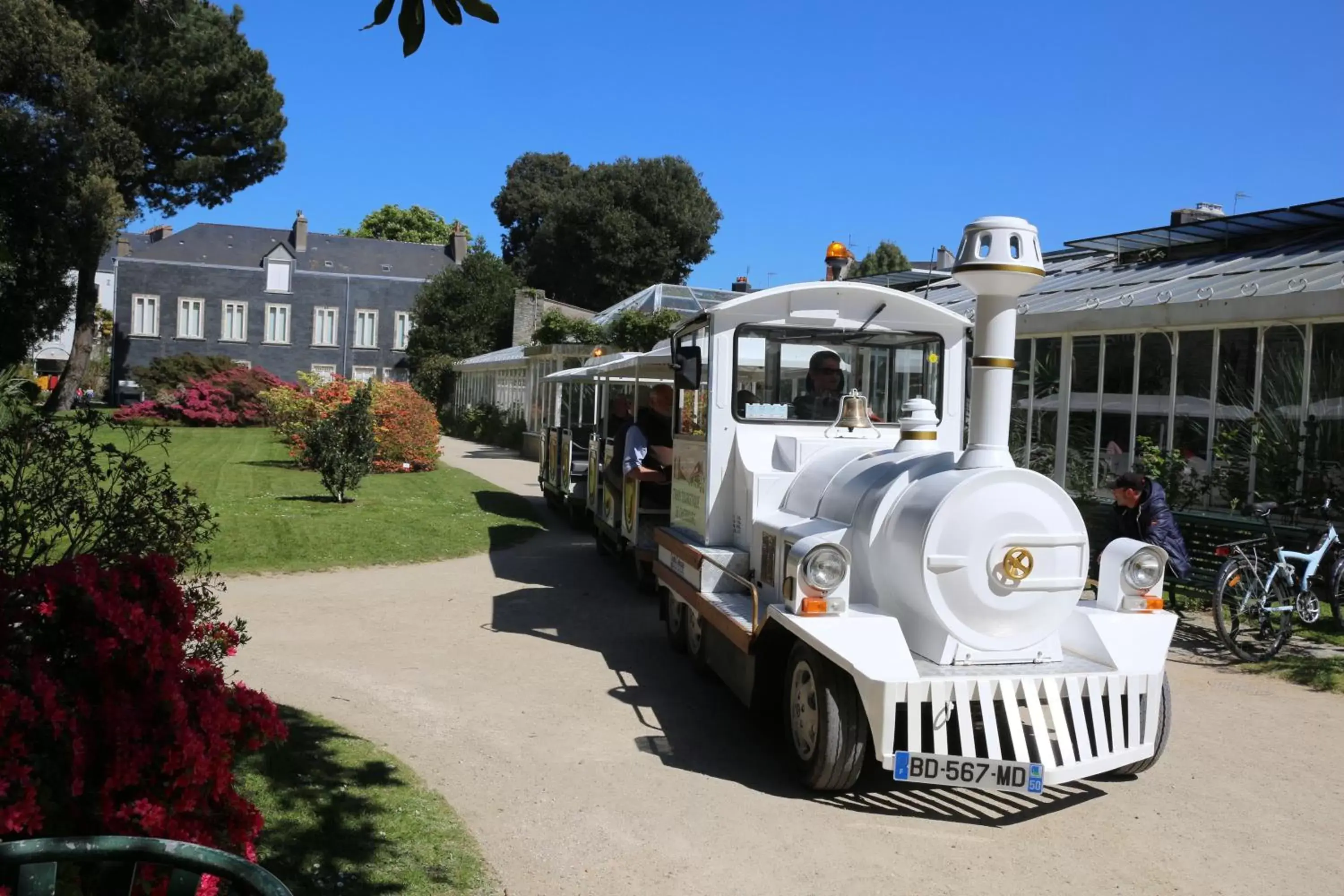 Nearby landmark, Property Building in ibis Cherbourg La Glacerie