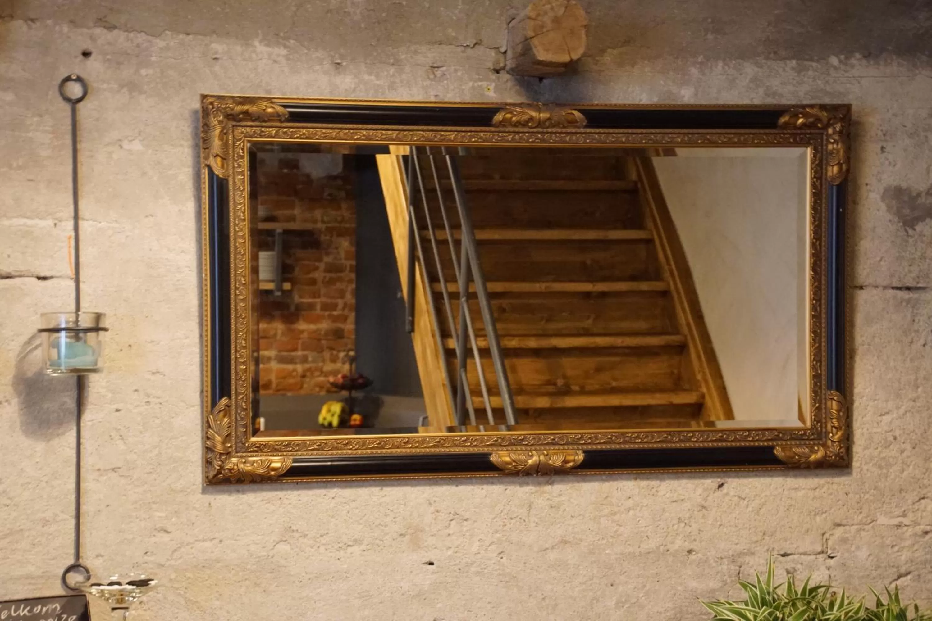 Communal lounge/ TV room in Bed & Breakfast aan de Beek