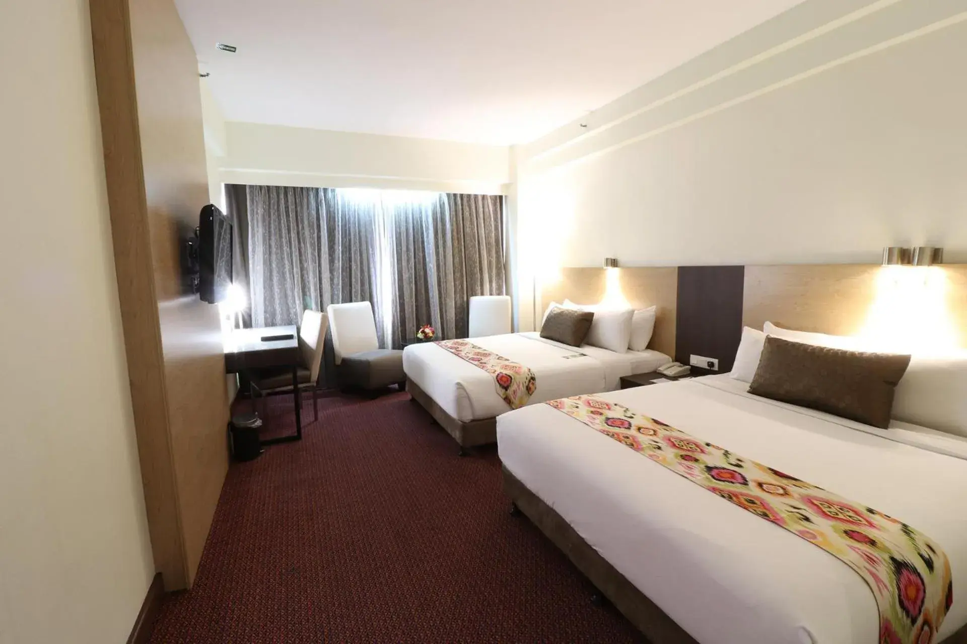 Bedroom, Bed in Hotel Grand Continental Kuala Lumpur