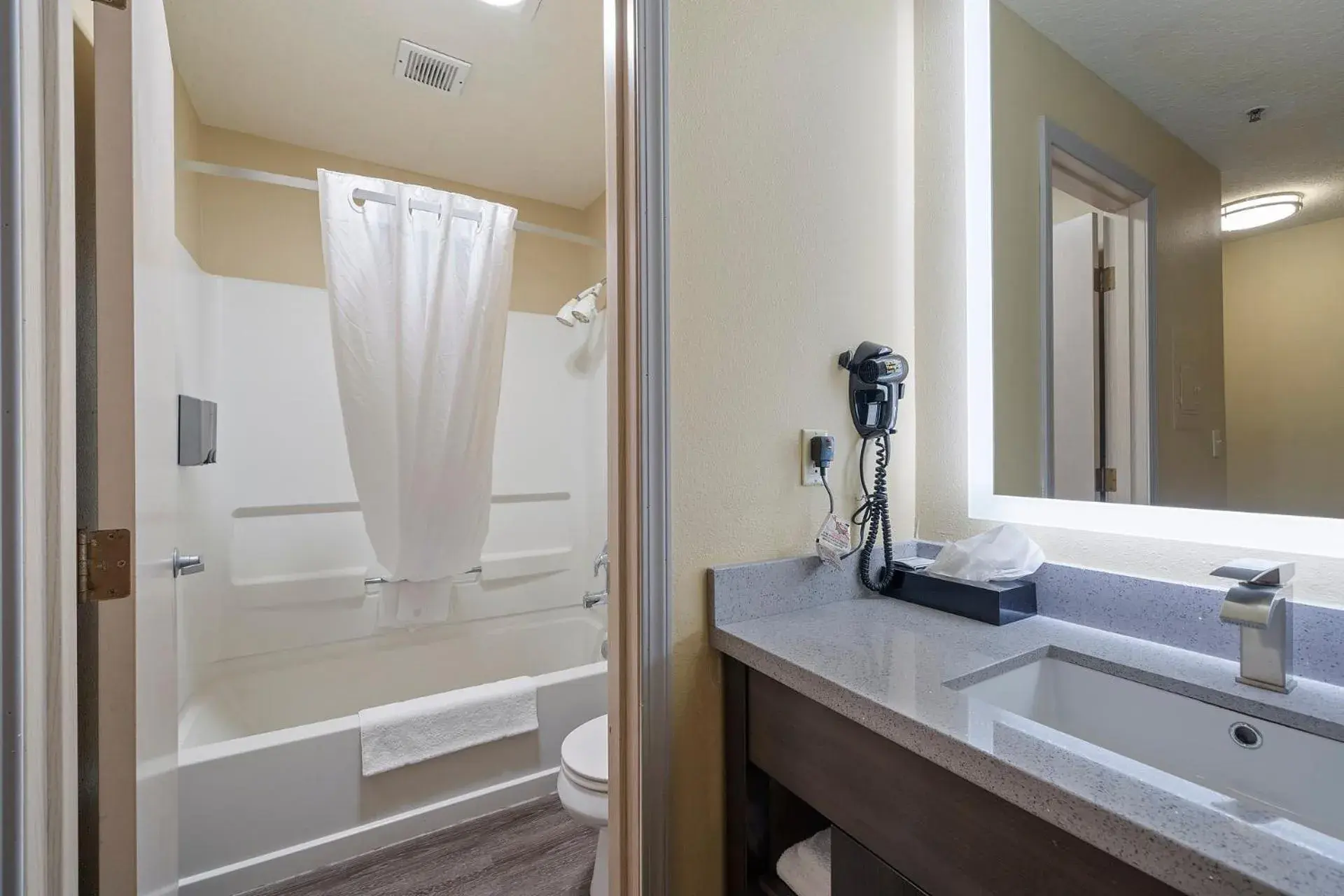 Oceanview Inn at the Arch Oceanview Inn at the Arch