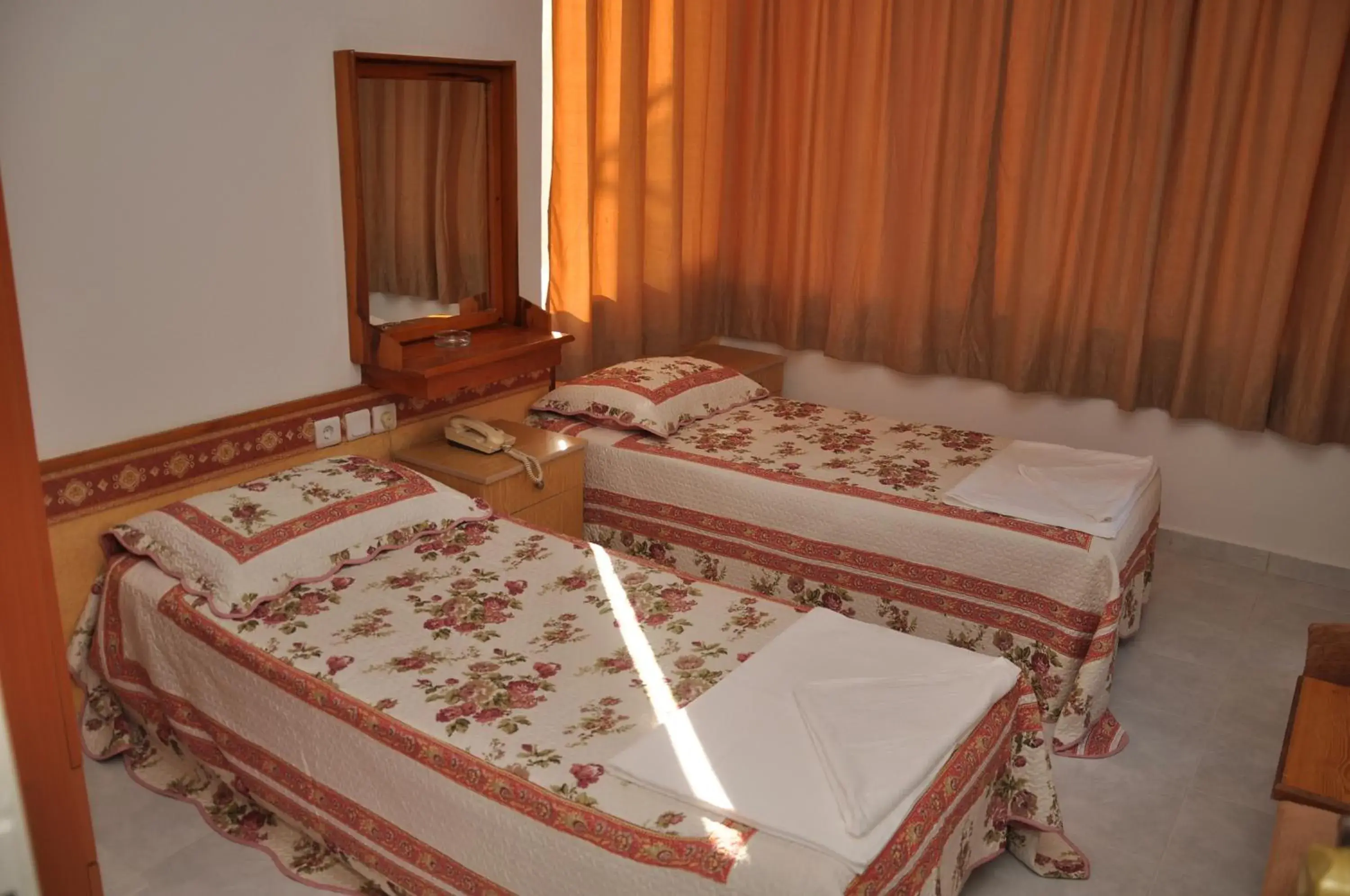 Photo of the whole room, Bed in Kleopatra Beach Yildiz Hotel