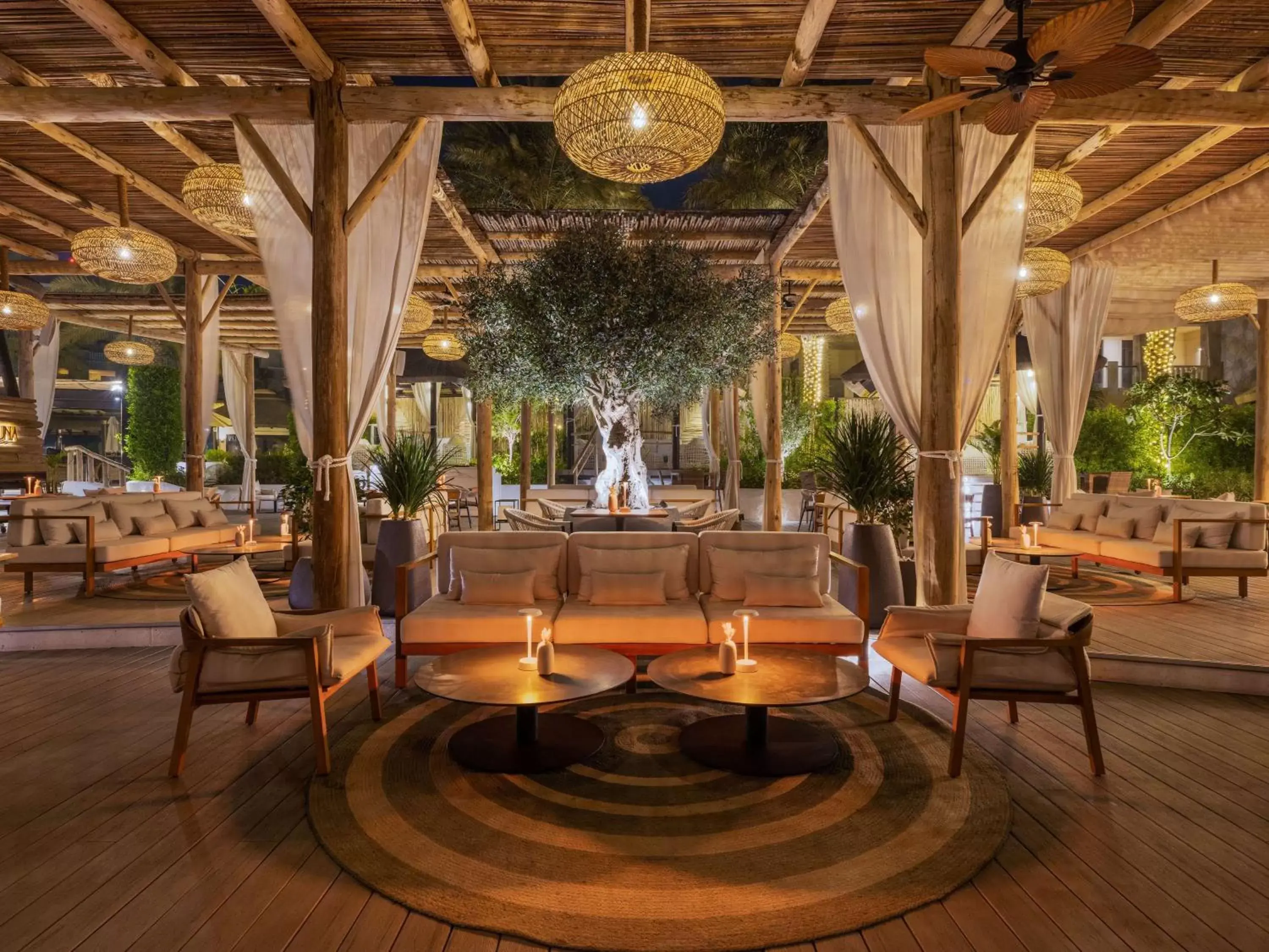 Restaurant/Places to Eat in Sofitel Dubai The Palm Resort & Spa