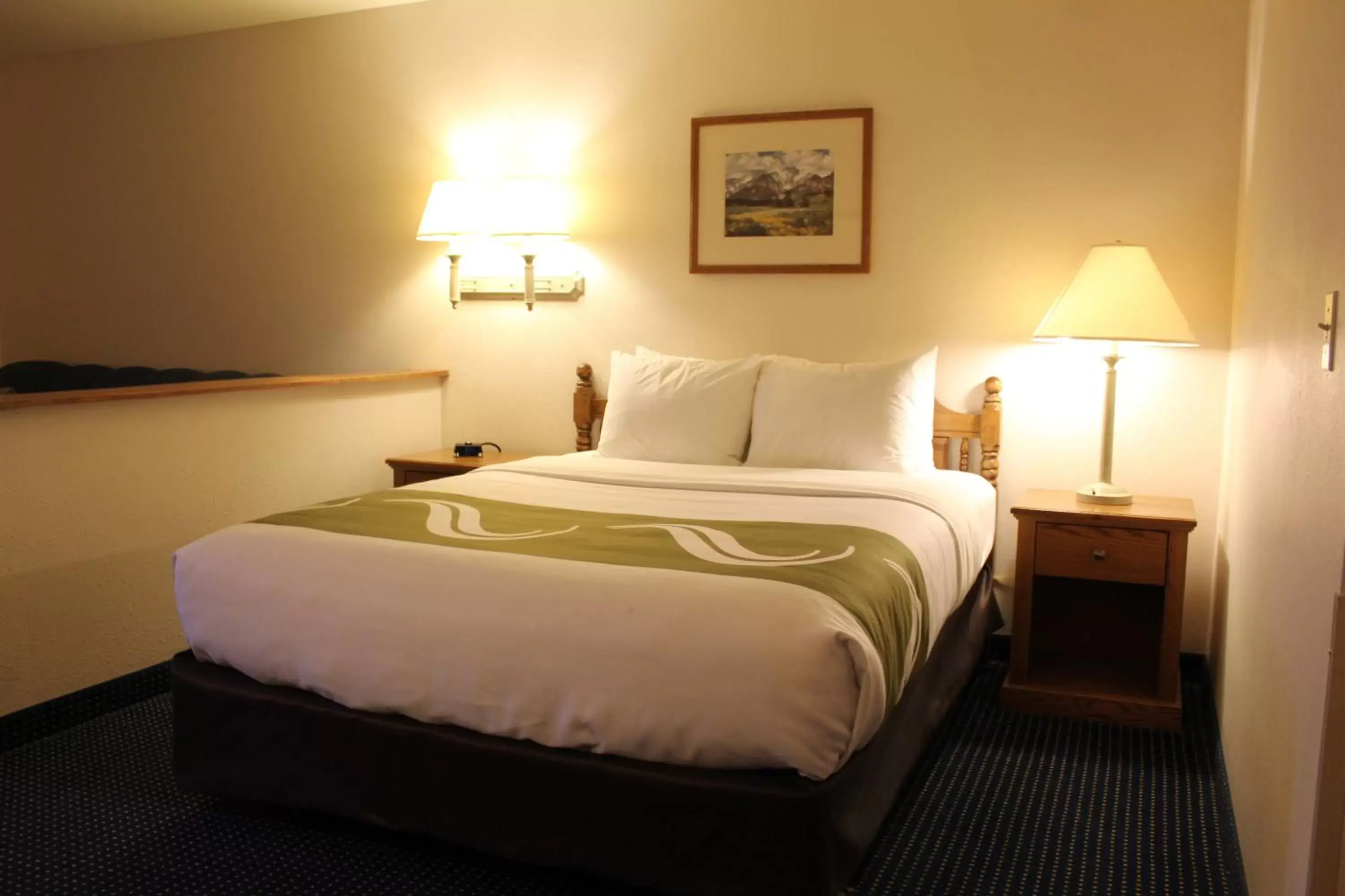 Queen Suite - Accessible/Non-Smoking in Quality Inn & Suites Goldendale
