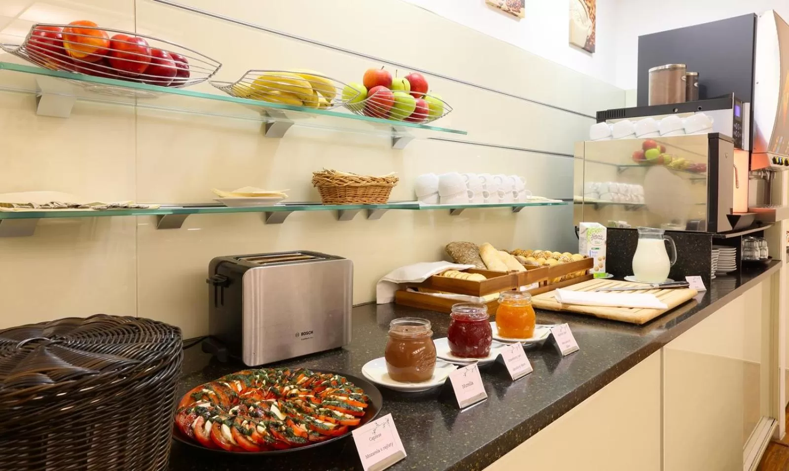 Breakfast in Amarilis