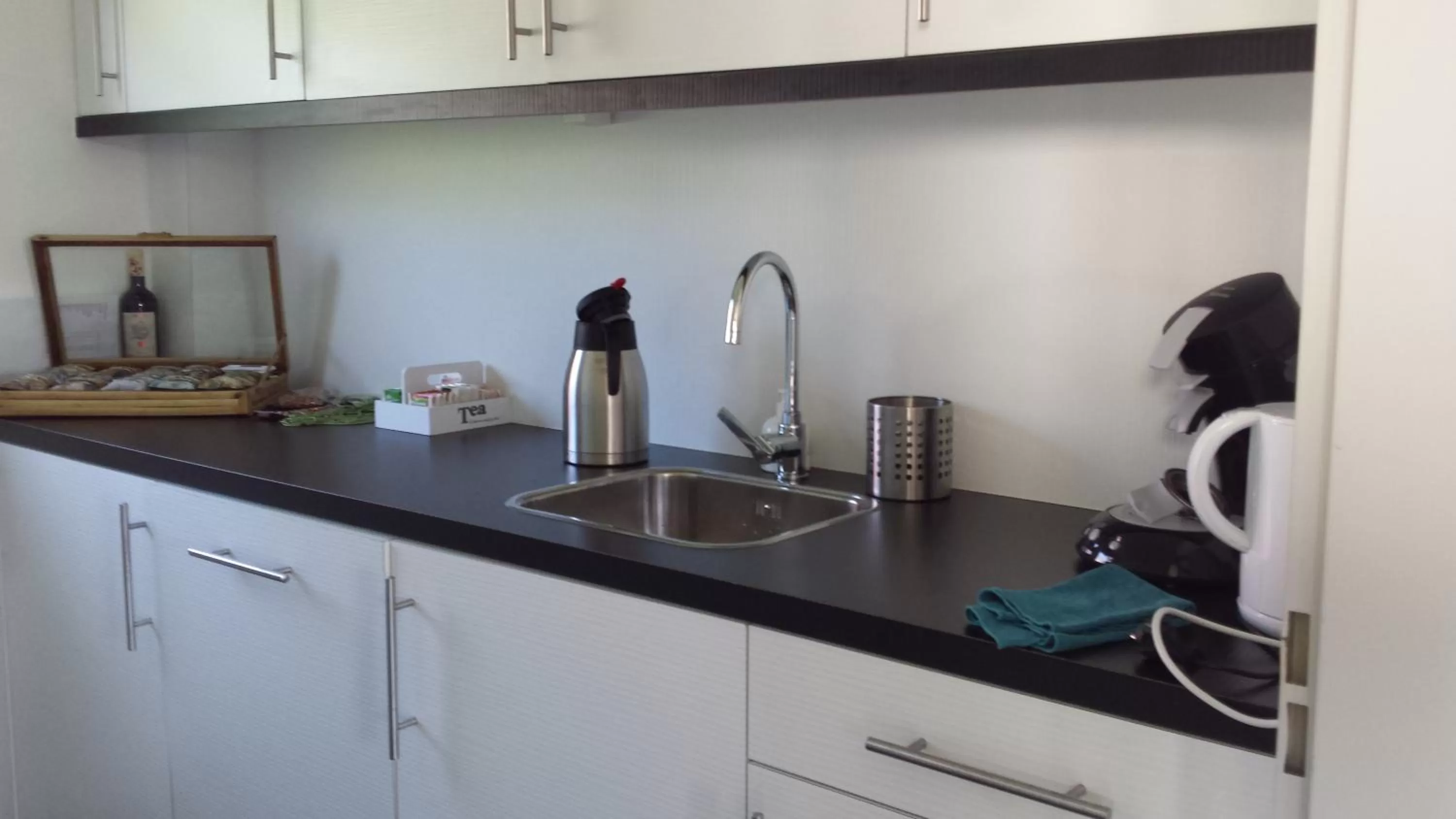 Communal kitchen in B&B Bovenweg