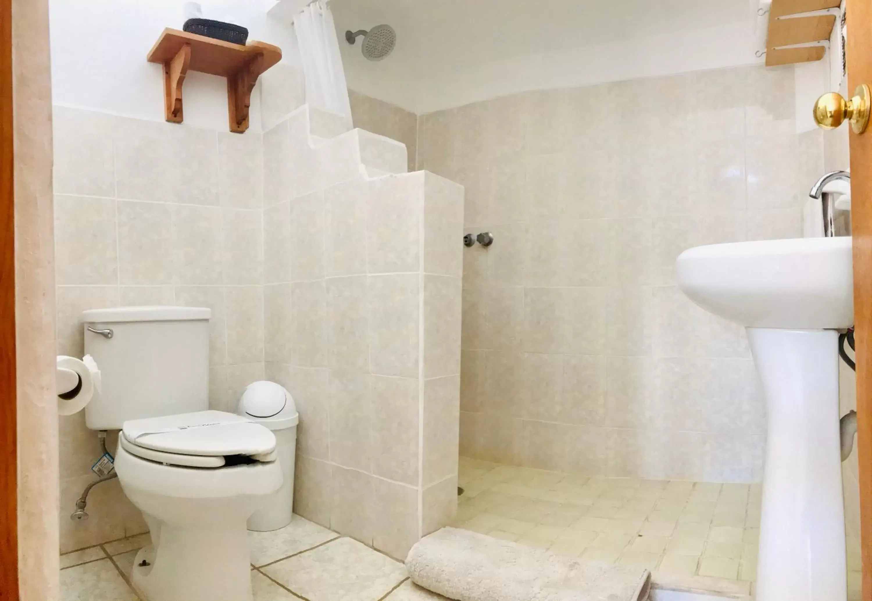 Bathroom in Hotel Casa Blanca