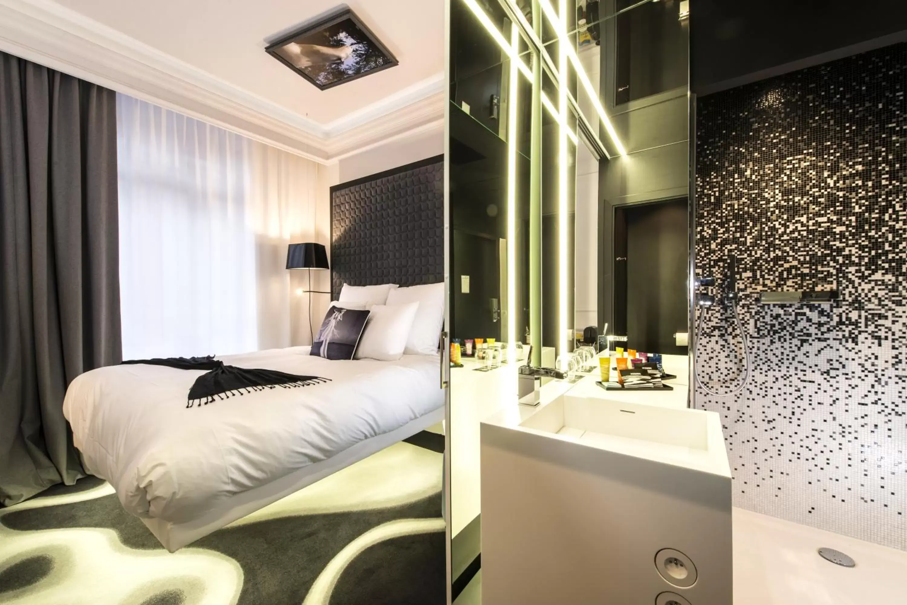 Bedroom, Bed in Vertigo, a Member of Design Hotels