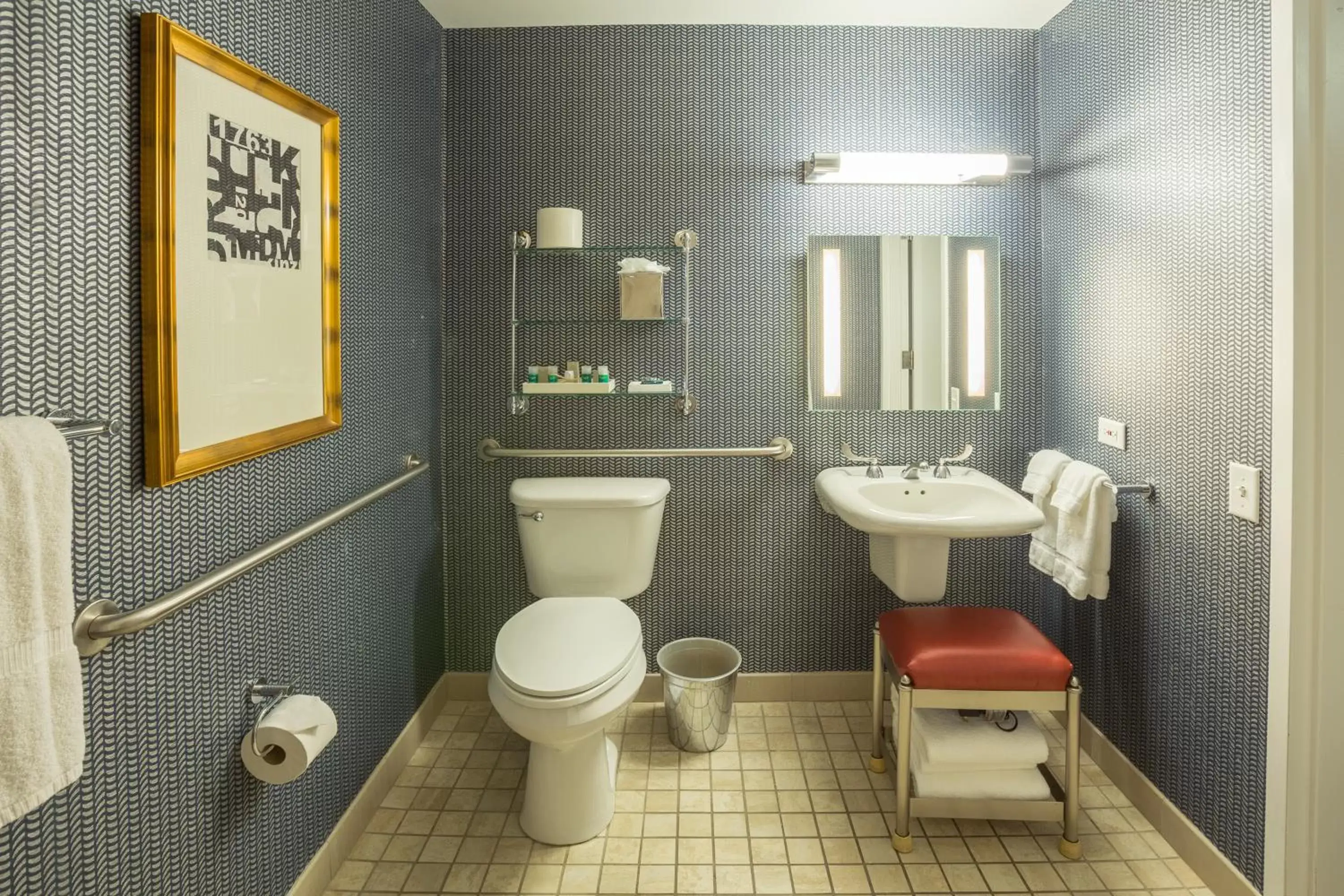 Bathroom in Kinzie Hotel