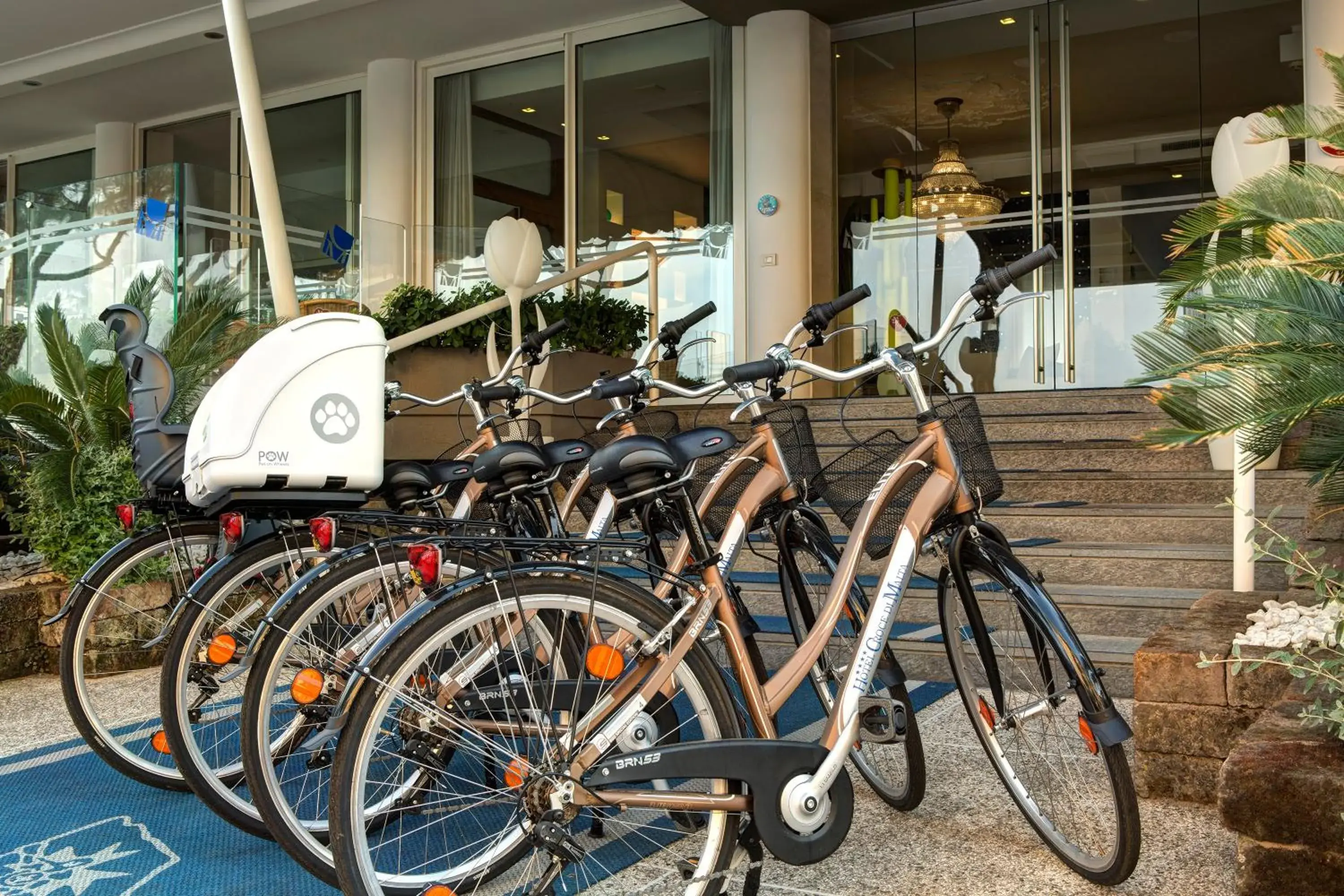 Cycling, Biking in Hotel Croce Di Malta