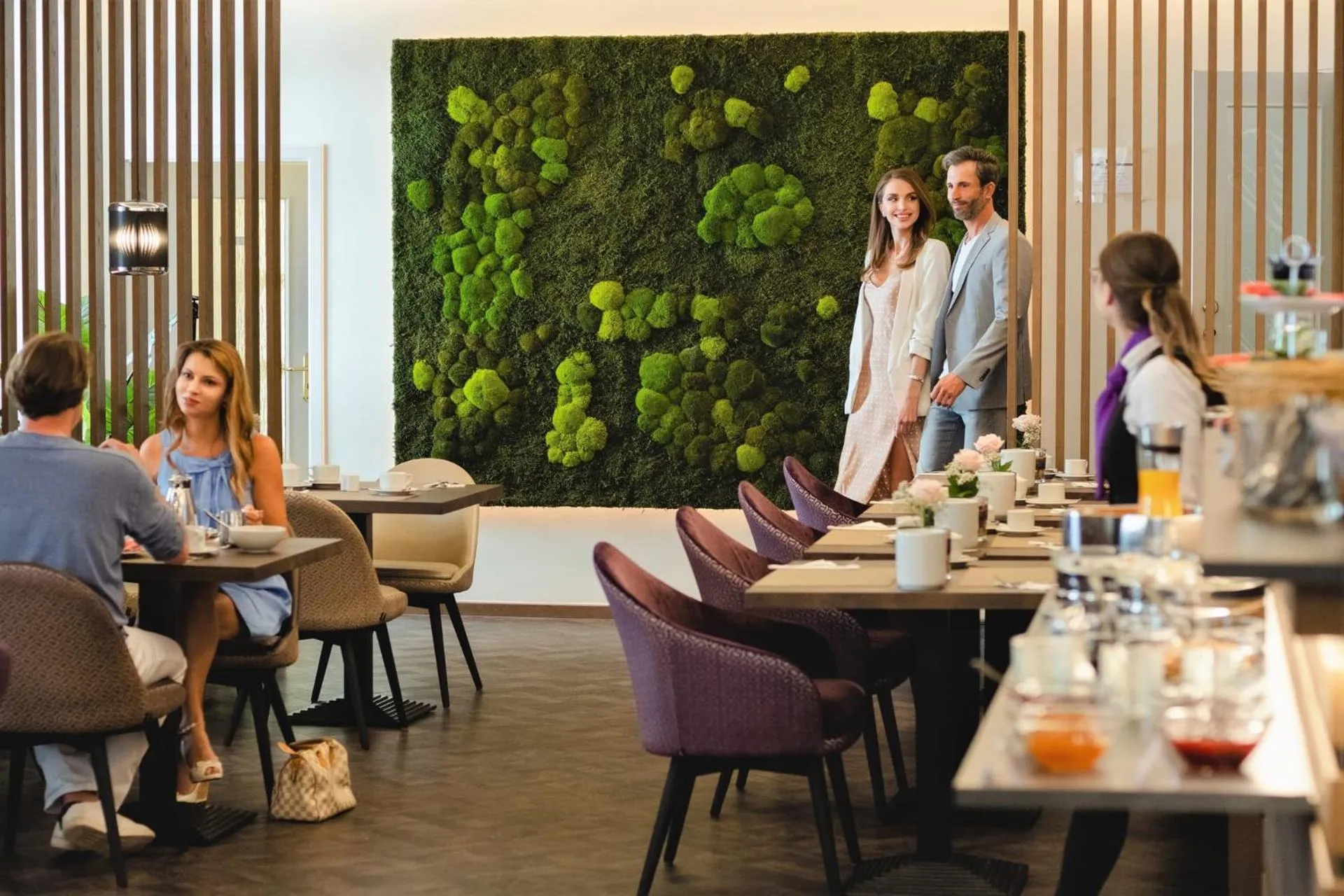 Restaurant/places to eat in Hotel Merkur - Superior