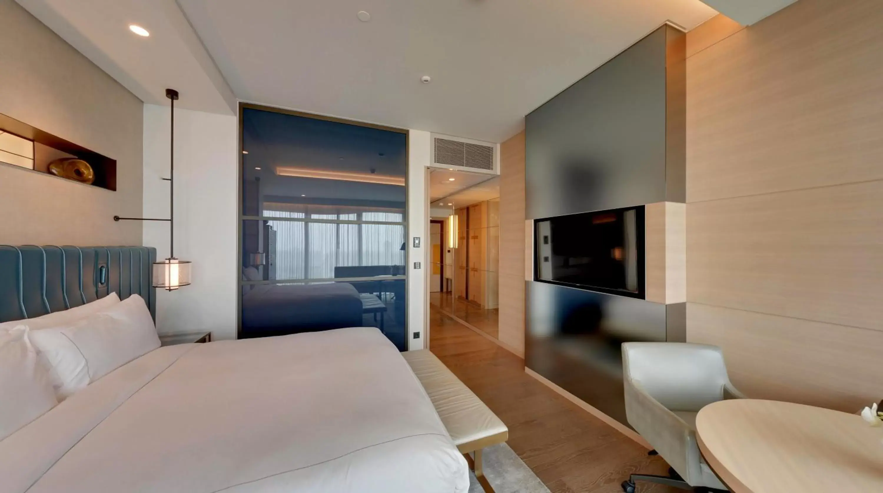 Bedroom in Fairmont Quasar Istanbul Hotel