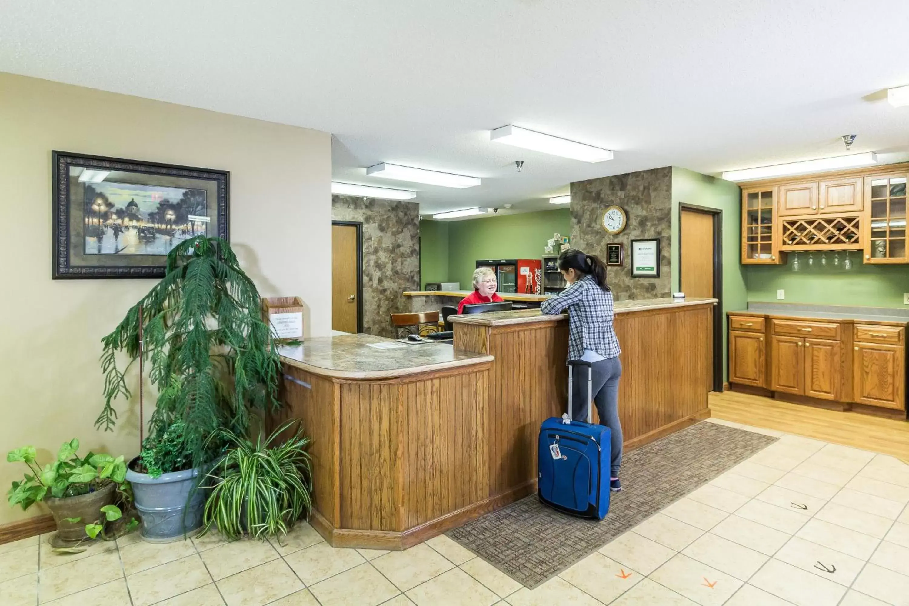 People, Lobby/Reception in Governors Inn a Travelodge by Wyndham