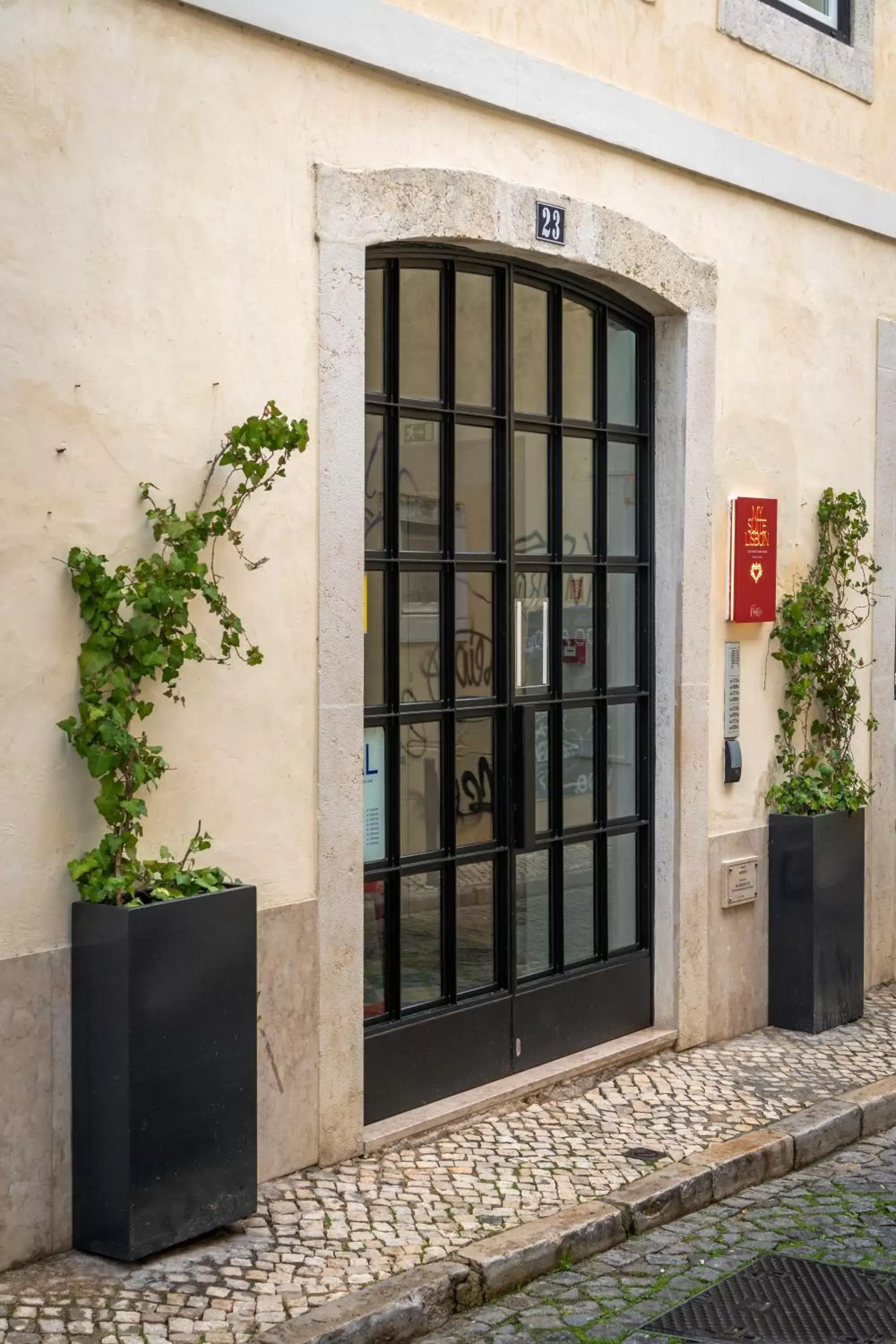 Facade/entrance in My Suite Lisbon Guest House – Principe Real