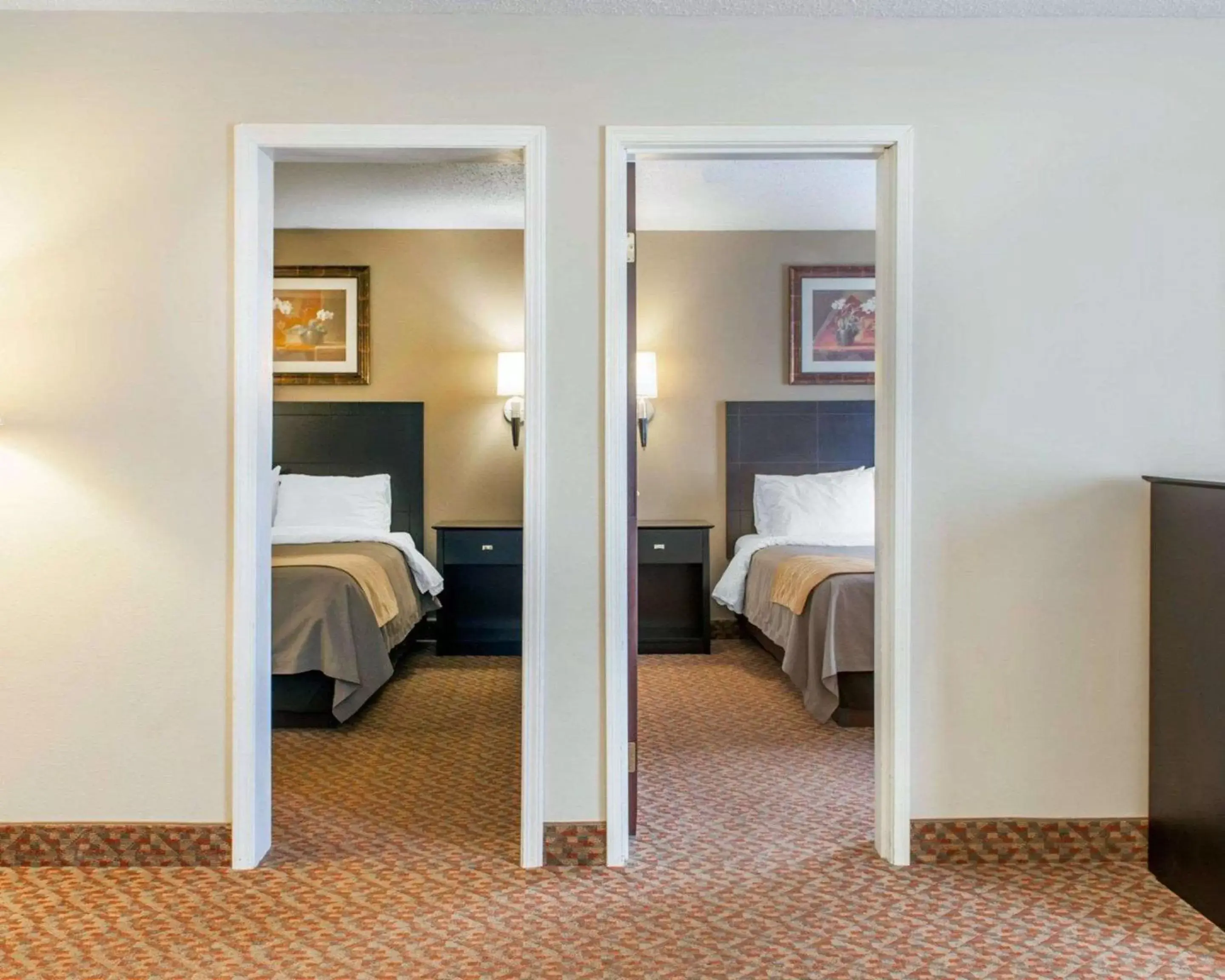 Bedroom, Bed in Comfort Inn Near Ouabache State Park