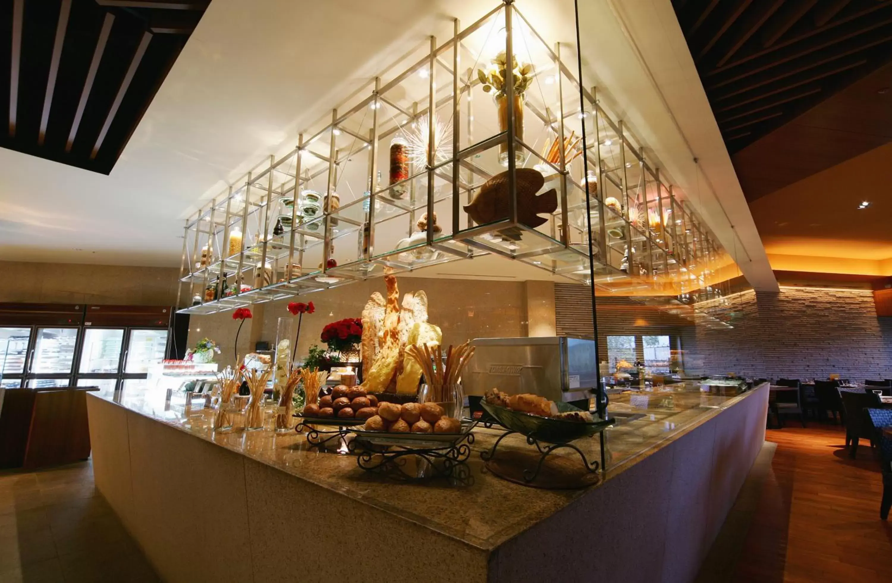 Restaurant/Places to Eat in Sheraton Grande Ocean Resort