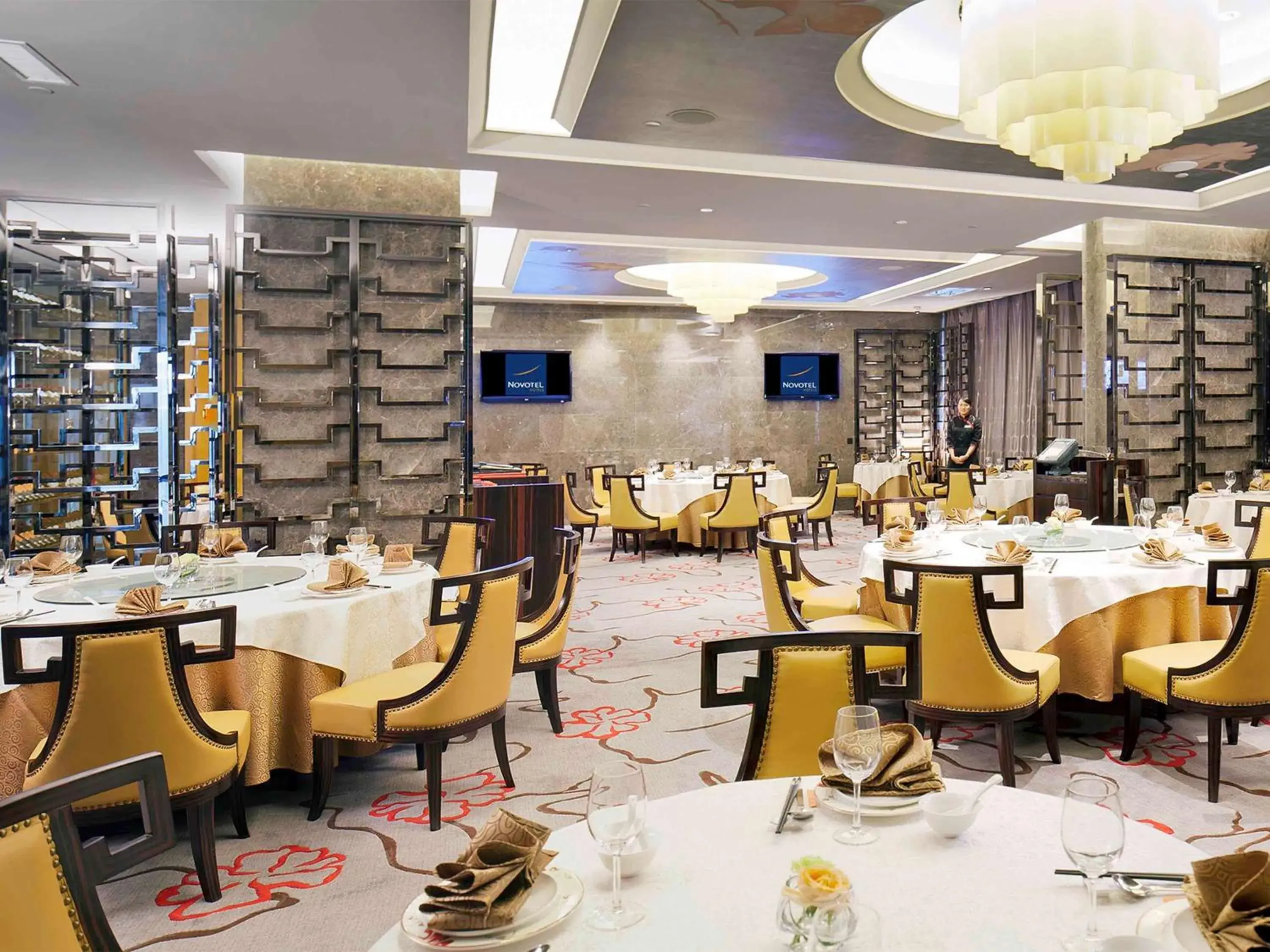 Restaurant/Places to Eat in Novotel Nanjing East Suning Galaxy