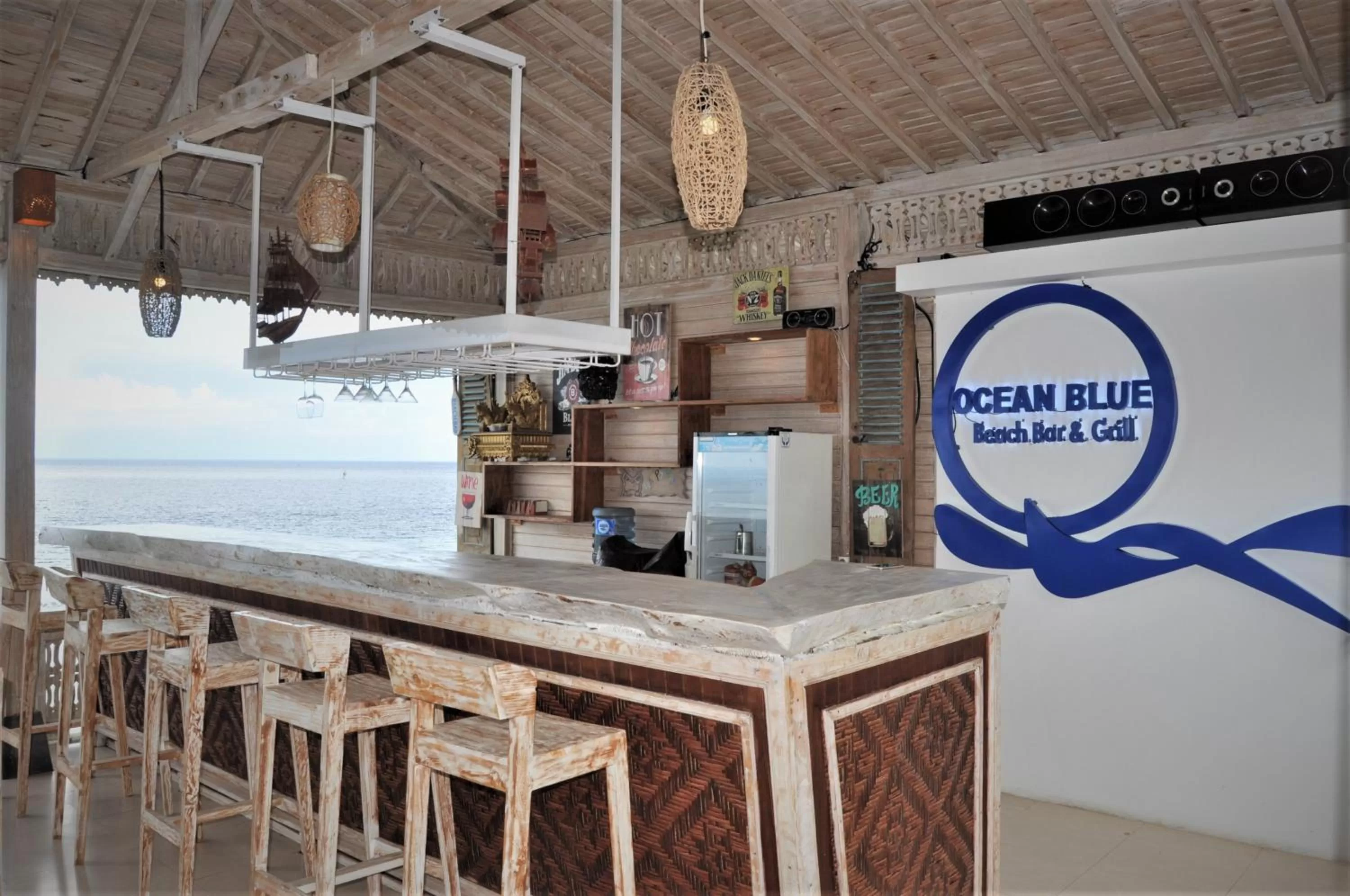 Lounge or bar in Ocean Terrace Suite And Spa Luxury