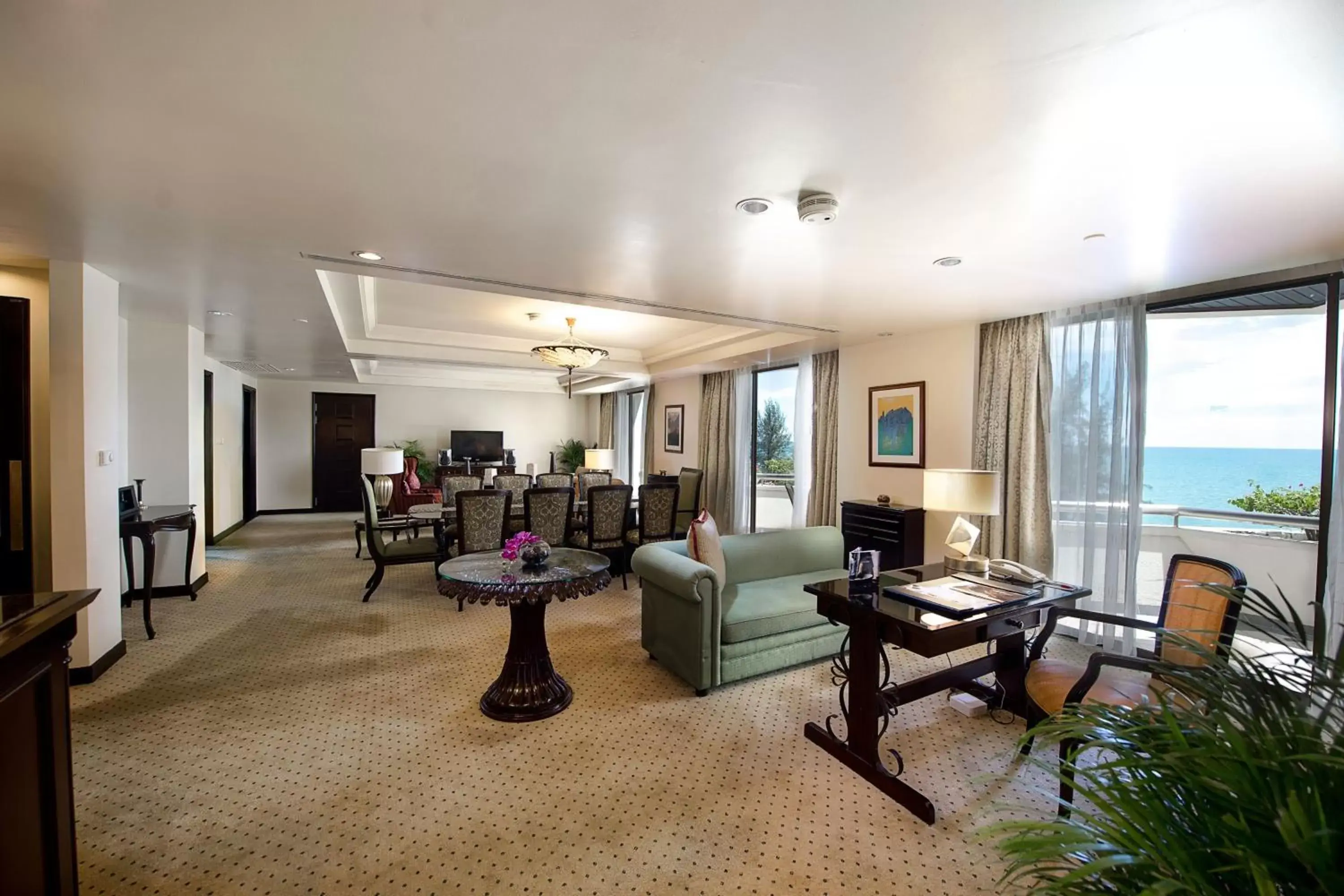 Living room, Seating Area in Miri Marriott Resort & Spa