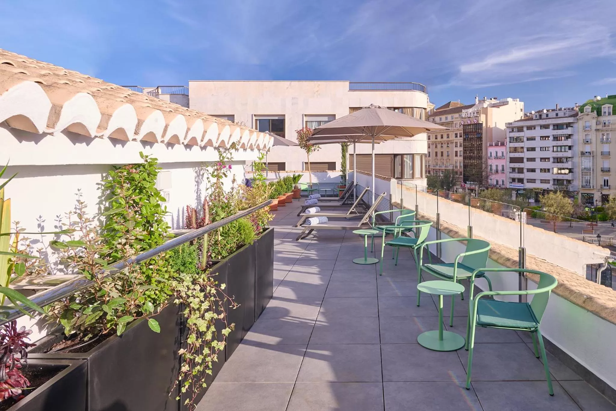 Swimming pool in Boutique Hotel Luna Granada Centro