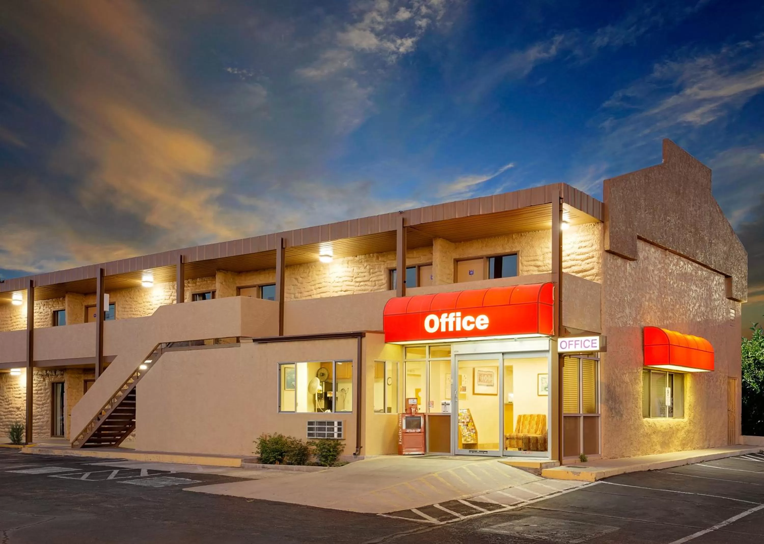 Property building in Knights Inn Page