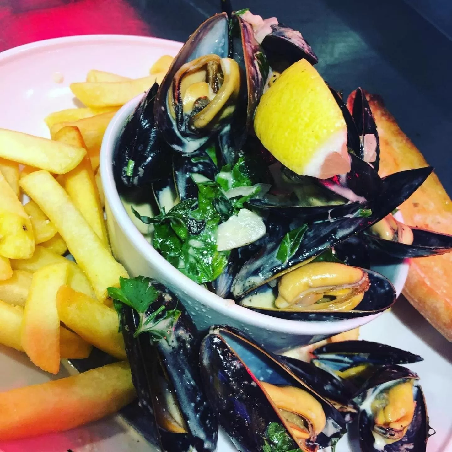 Food and drinks in The Beach Hotel